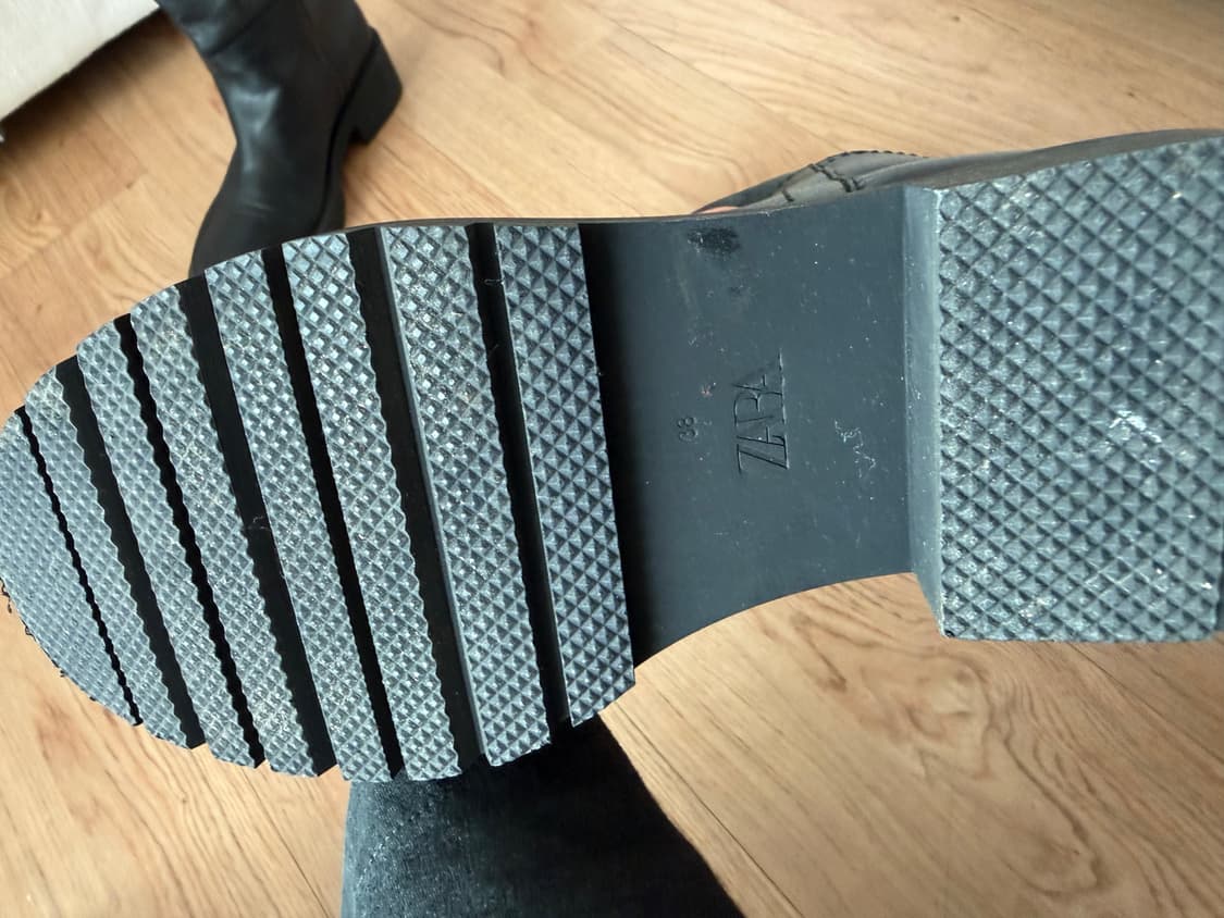 자라 블랙 롱부츠 상품이미지5