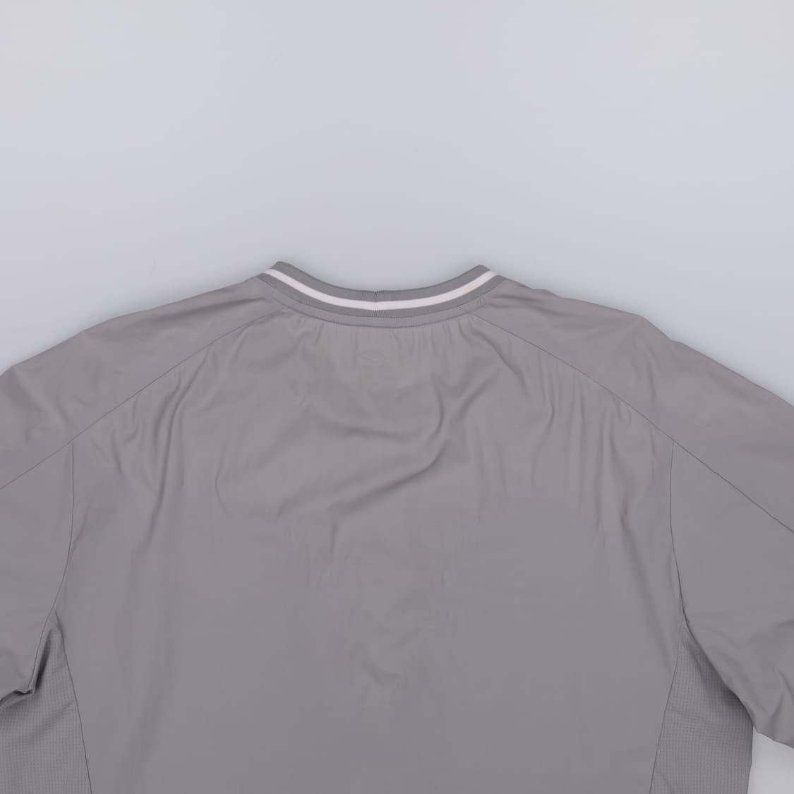 110 엄브로 맨체스터 우븐 아노락 맨투맨 4273 상품이미지4