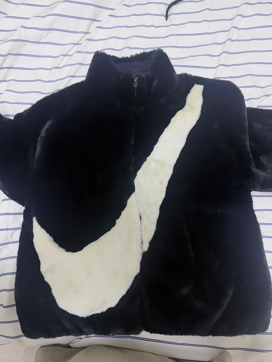 나이키 빅스우시 퍼자켓 상품이미지1