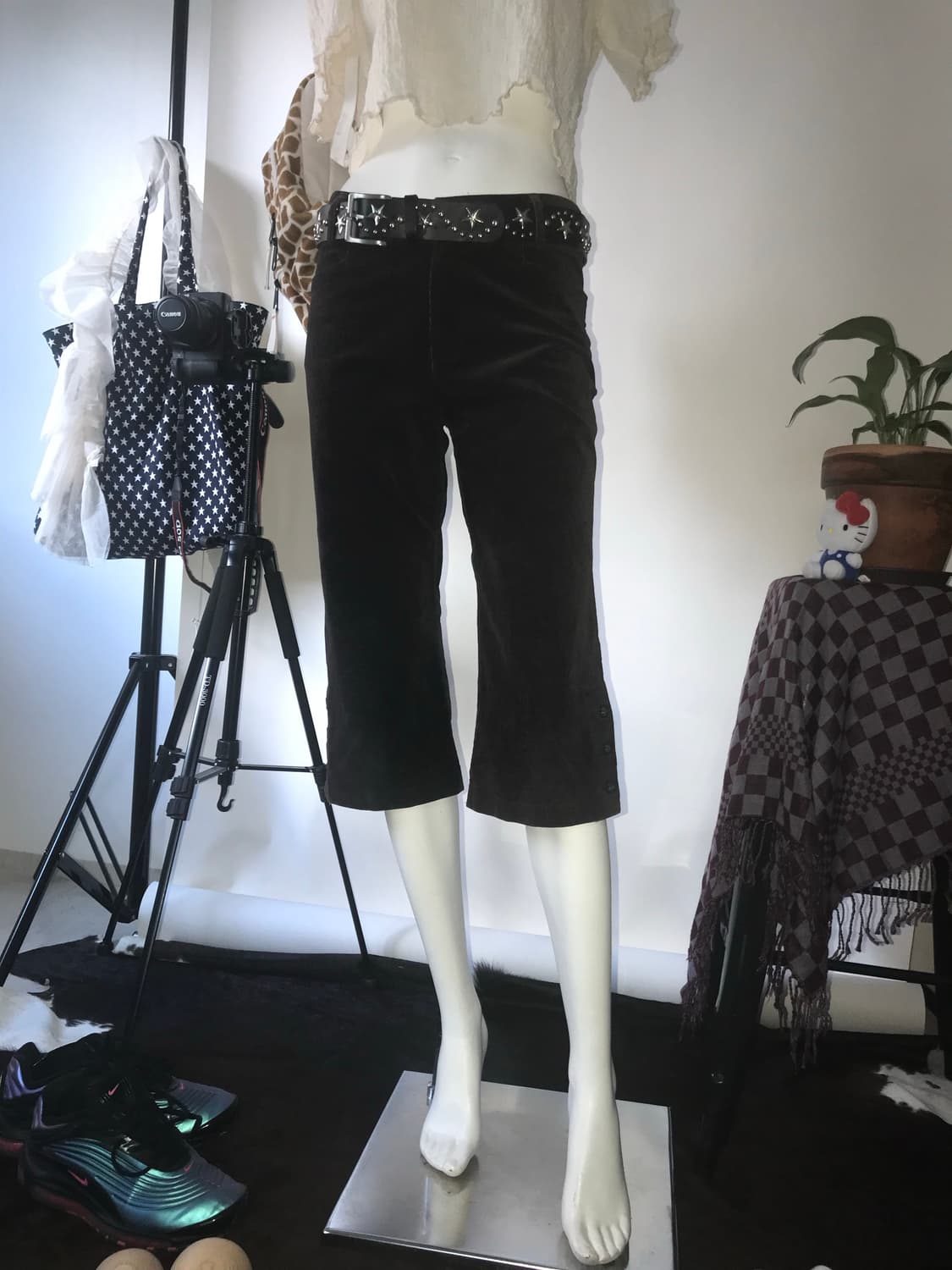 Button Detail Corduroy Capri Pants 상품이미지6