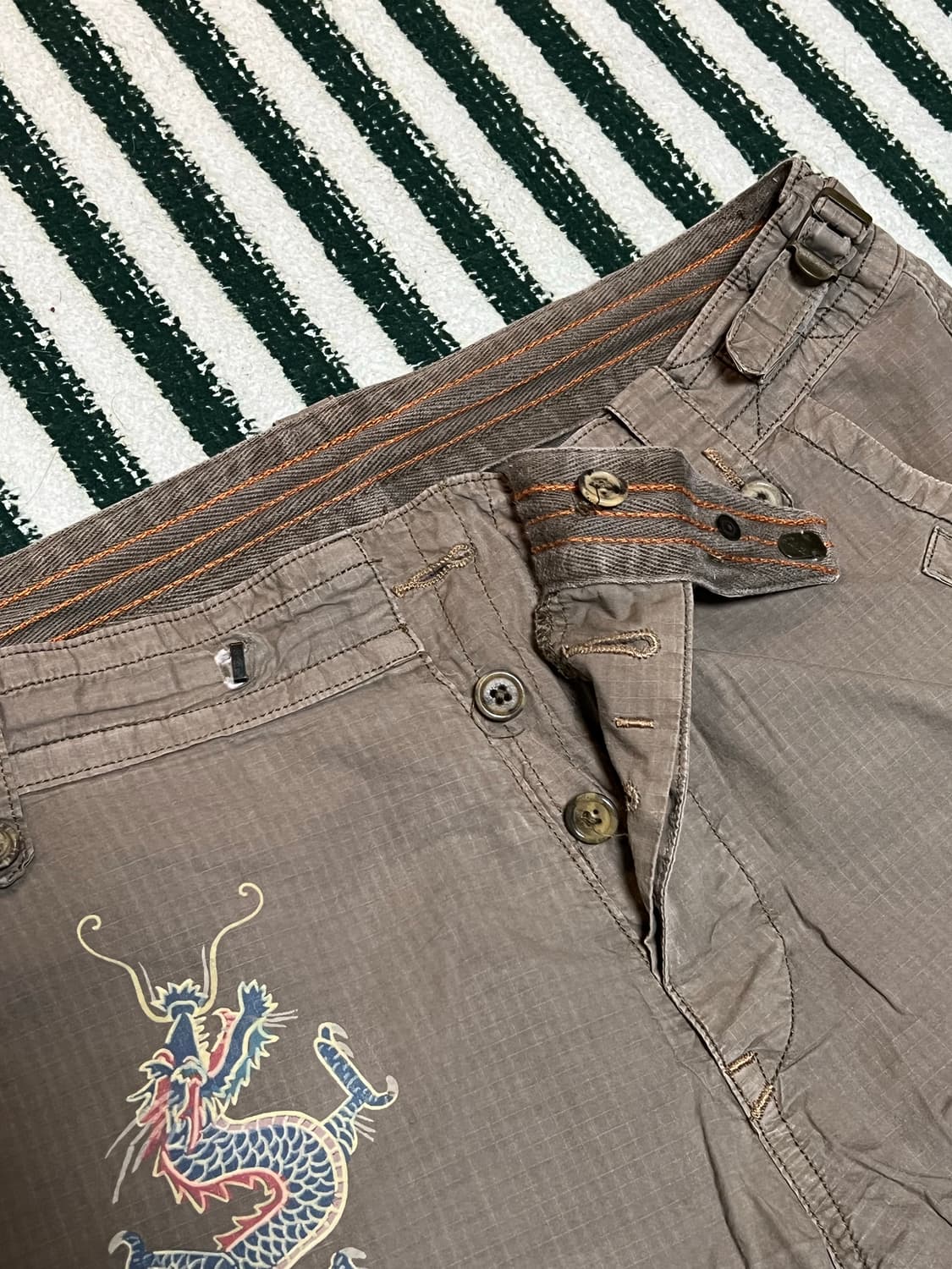 Polo Ralph Lauren Dragon Military Shorts 상품이미지4
