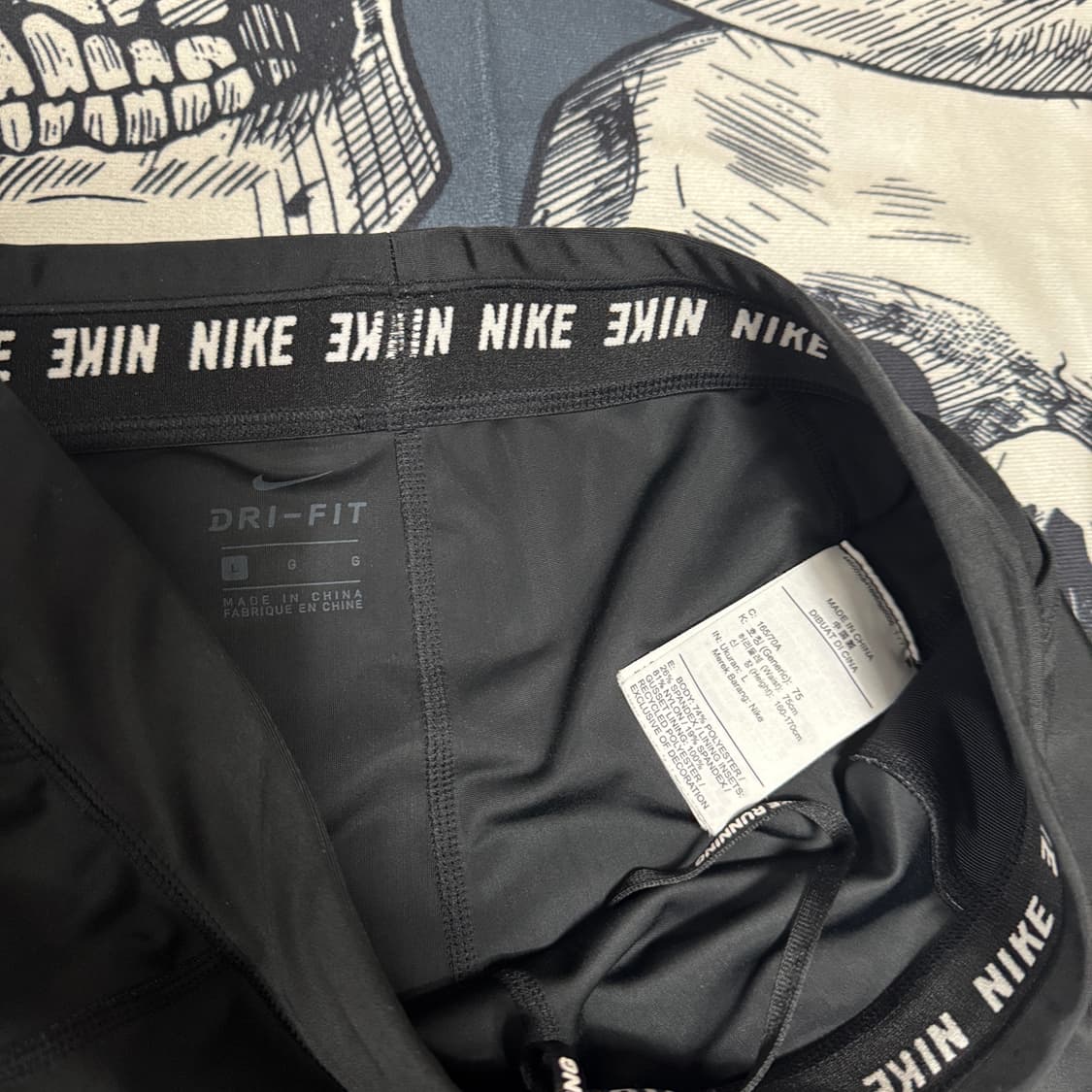 나이키 러닝 타이즈 드라이핏 여성 L사이즈  상품이미지2