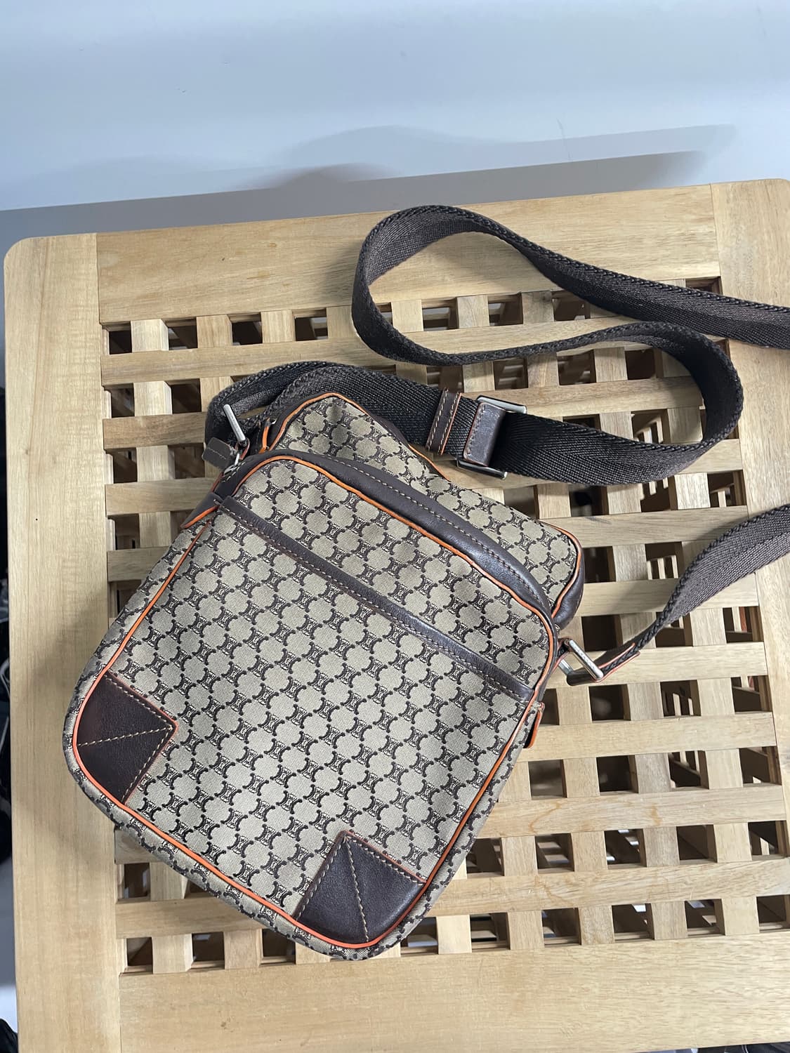 셀린느 크로스백(남여공용) 상품이미지4