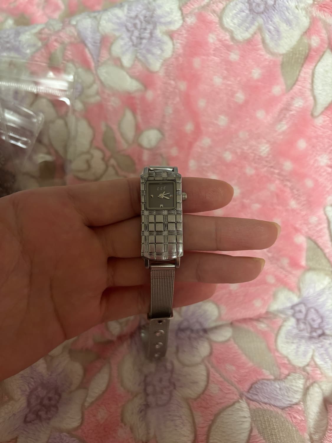 eeespace 시계 상품이미지2