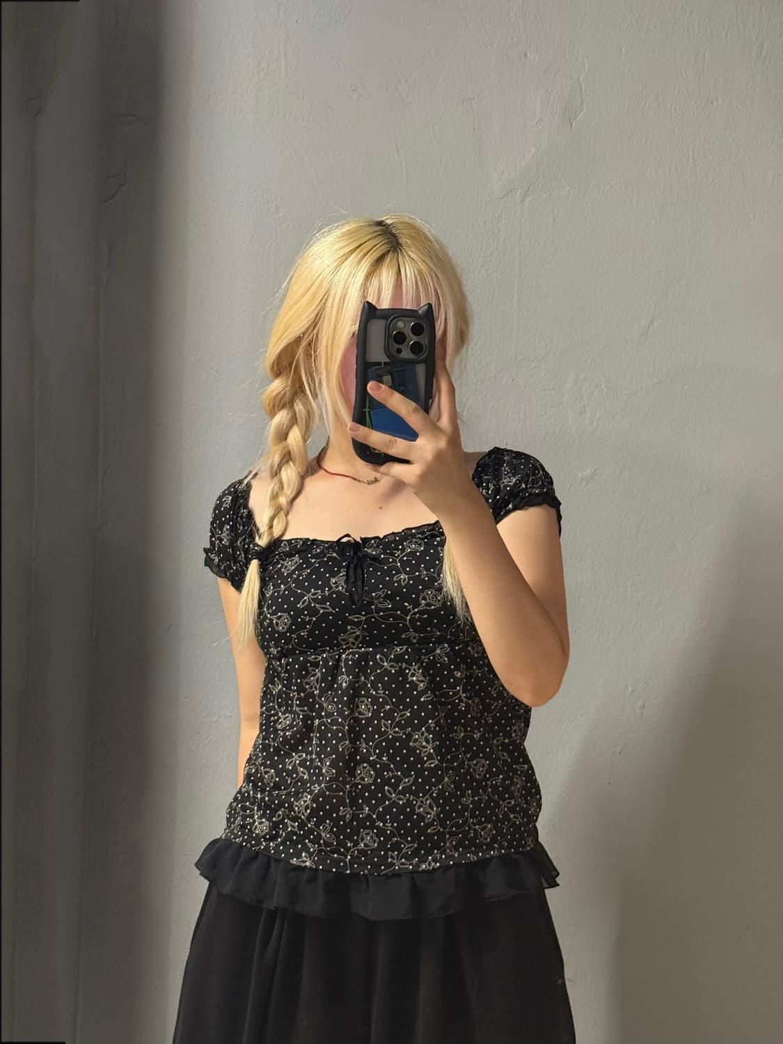 flower & dot pattern off-shoulder top 상품이미지3