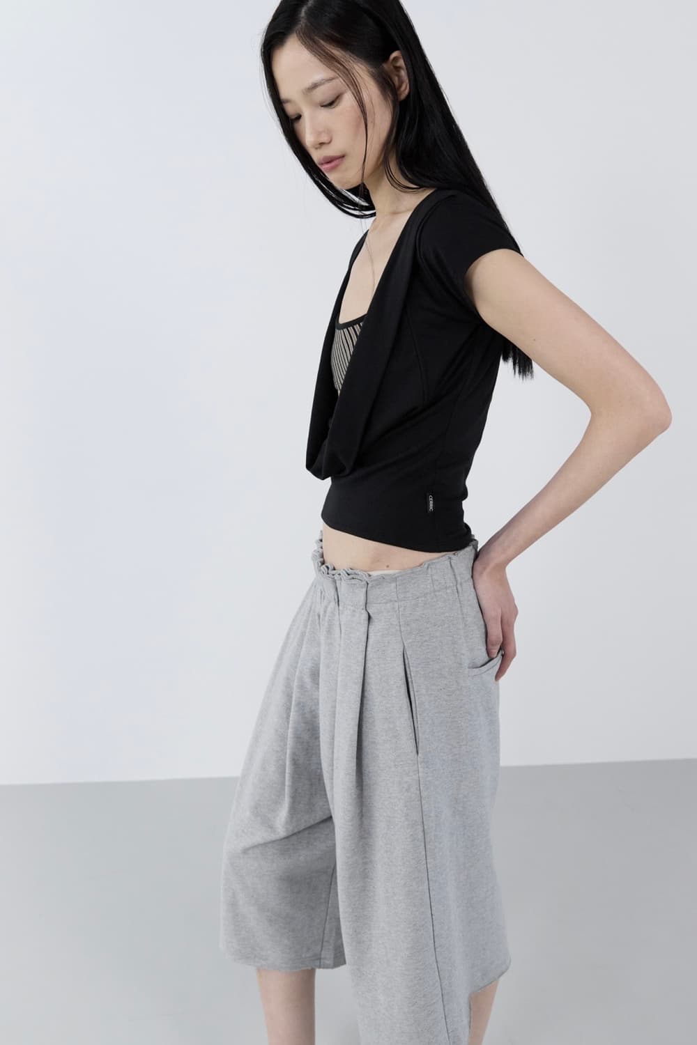 세릭 드레이프 백리스 탑 cerric draped backless top 상품이미지6