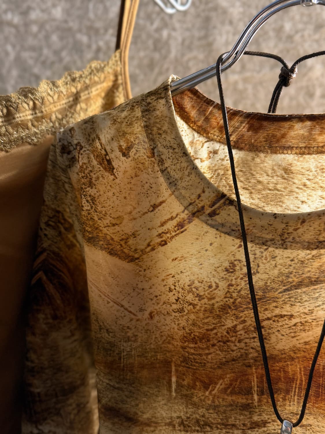 Gold Drawing Pattern T-shirt 0168 상품이미지3