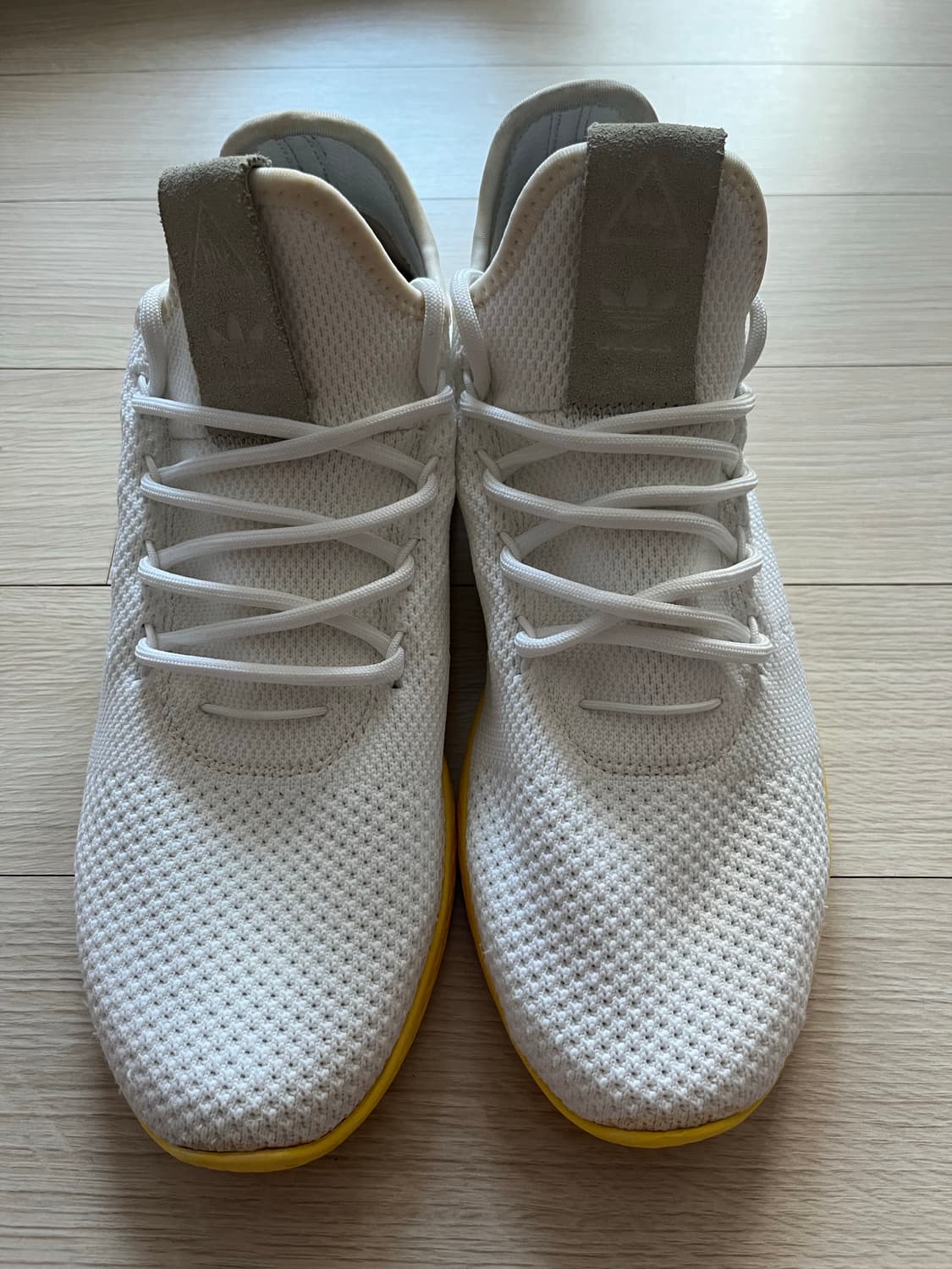 아디다스 퍼렐 윌리엄스 휴먼 레이스 테니스휴 260mm 상품이미지4