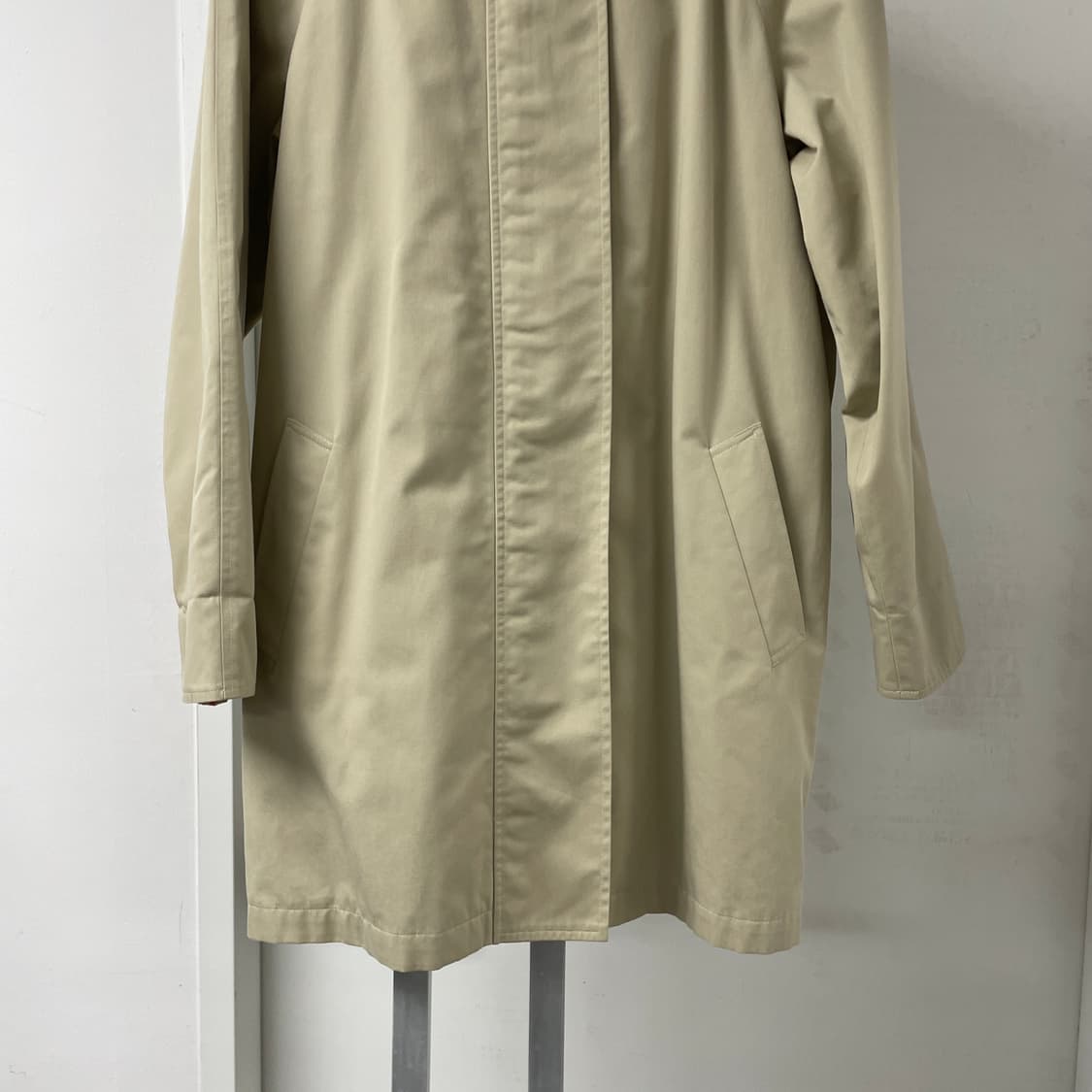 버버리 베이지 트렌치 코트 - 상품이미지3