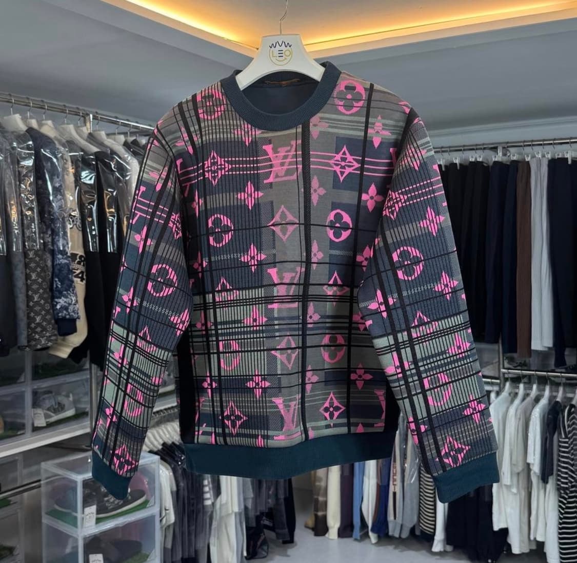 [리오브] 루이비통 모노그램 자카드 스웨터 맨투맨 상품이미지1