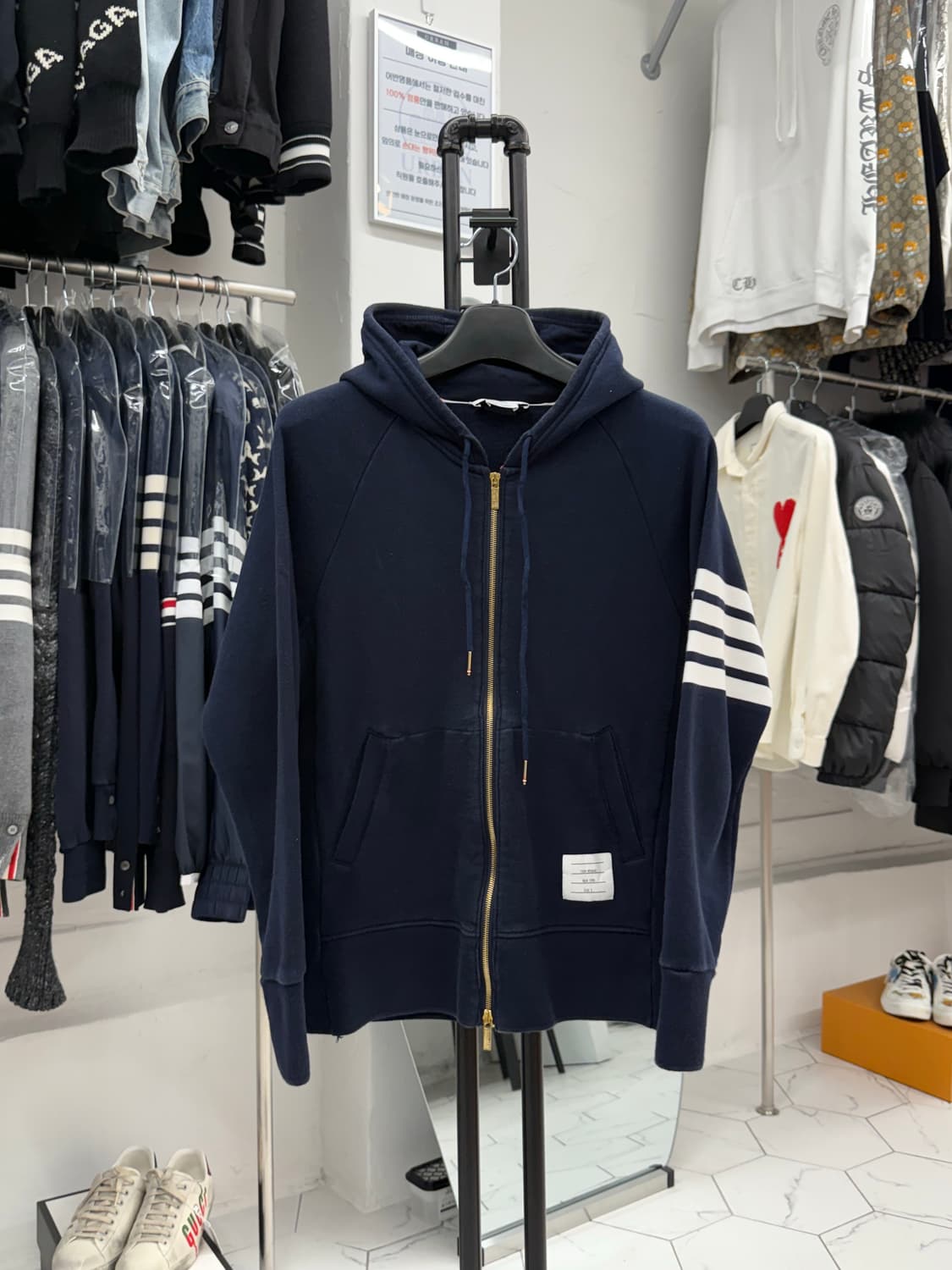 [5] 톰브라운 사선완장 금장 후드집업 상품이미지1