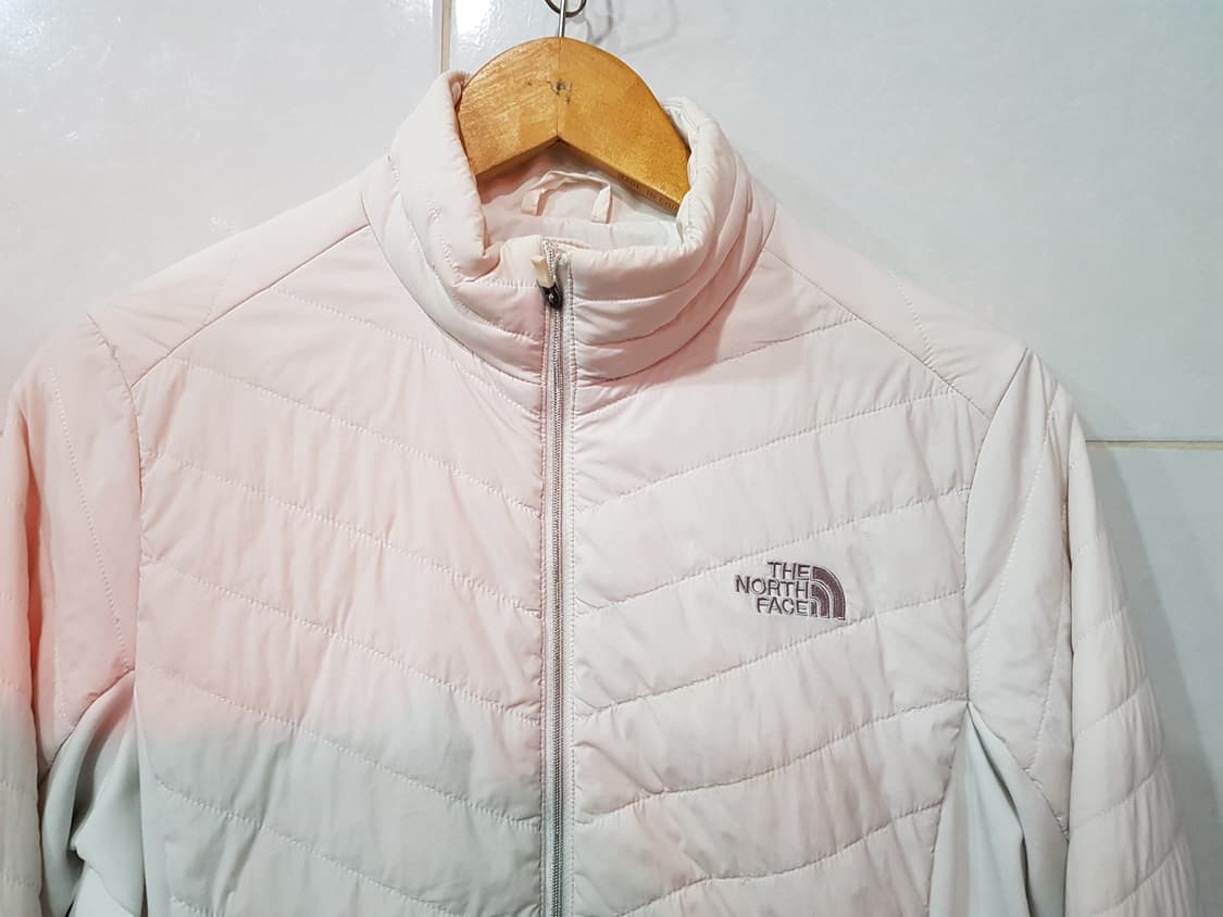 노스페이스 여성 V-Motion 경량패딩 
 상품이미지2