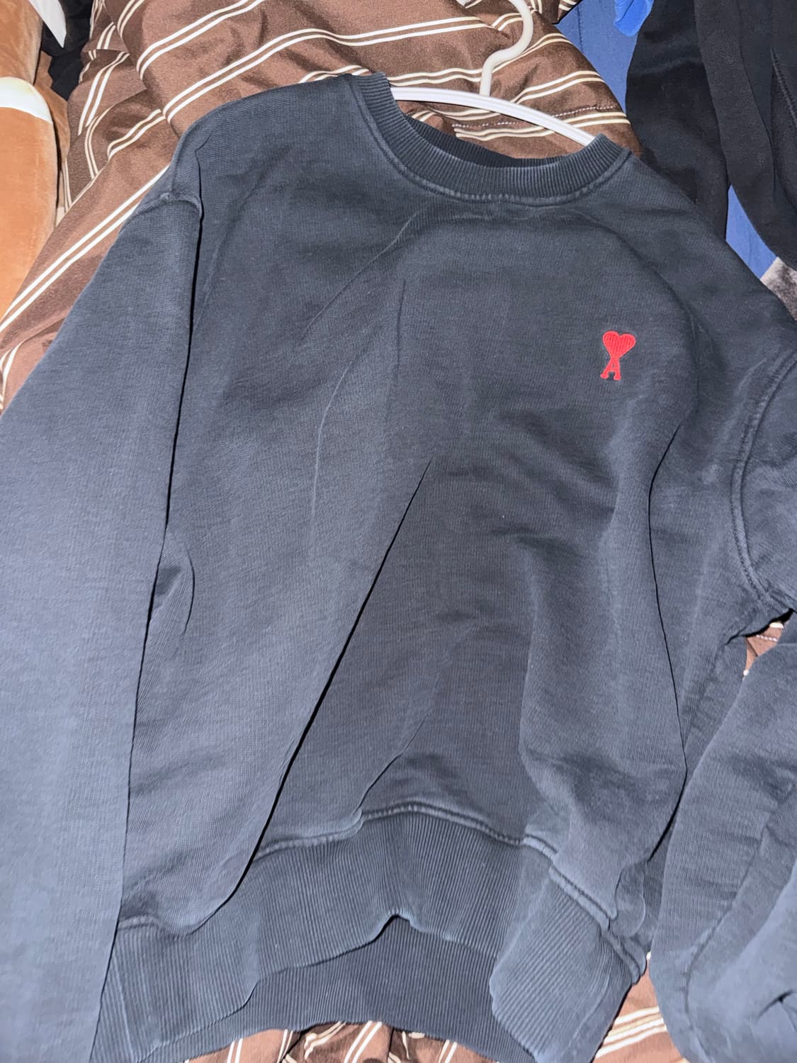 아미 맨투맨 사이즈 s 상품이미지1