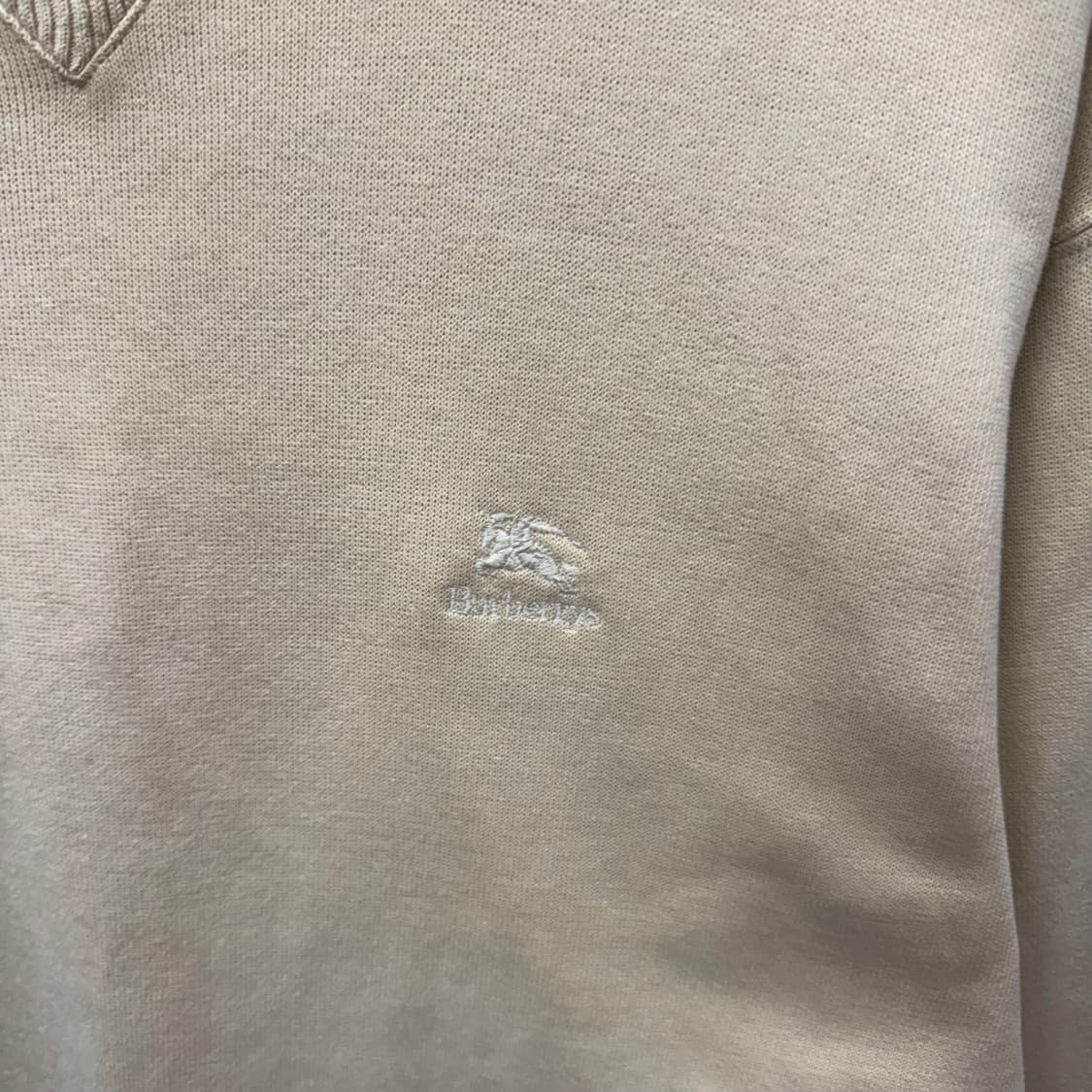 90s 버버리 크루넥 스웻셔츠 전면 기사 로고 포인트 옐로 상품이미지5