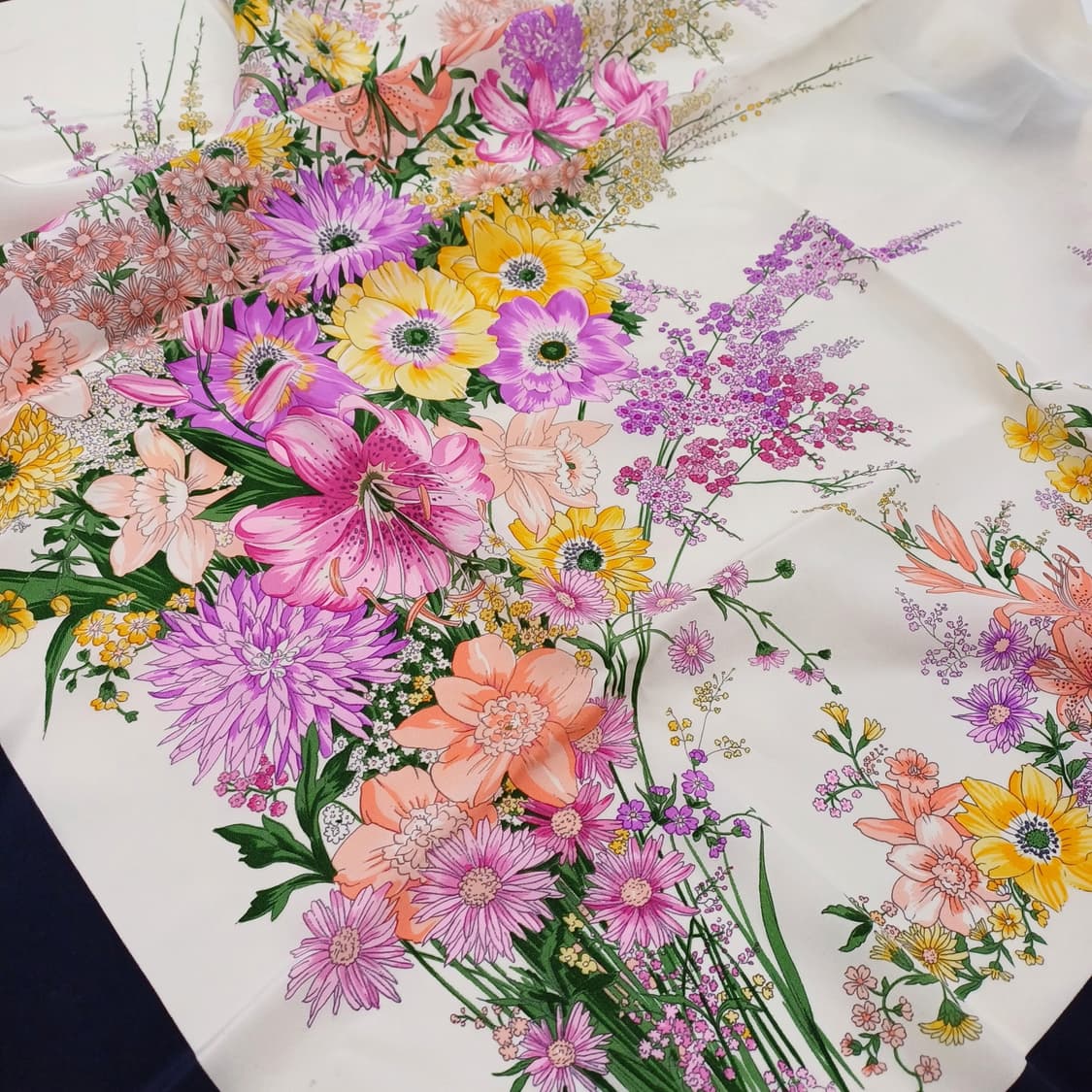 DIOR 디올 실크 스카프(84cm) [JBFC8449_0511-07] 상품이미지10