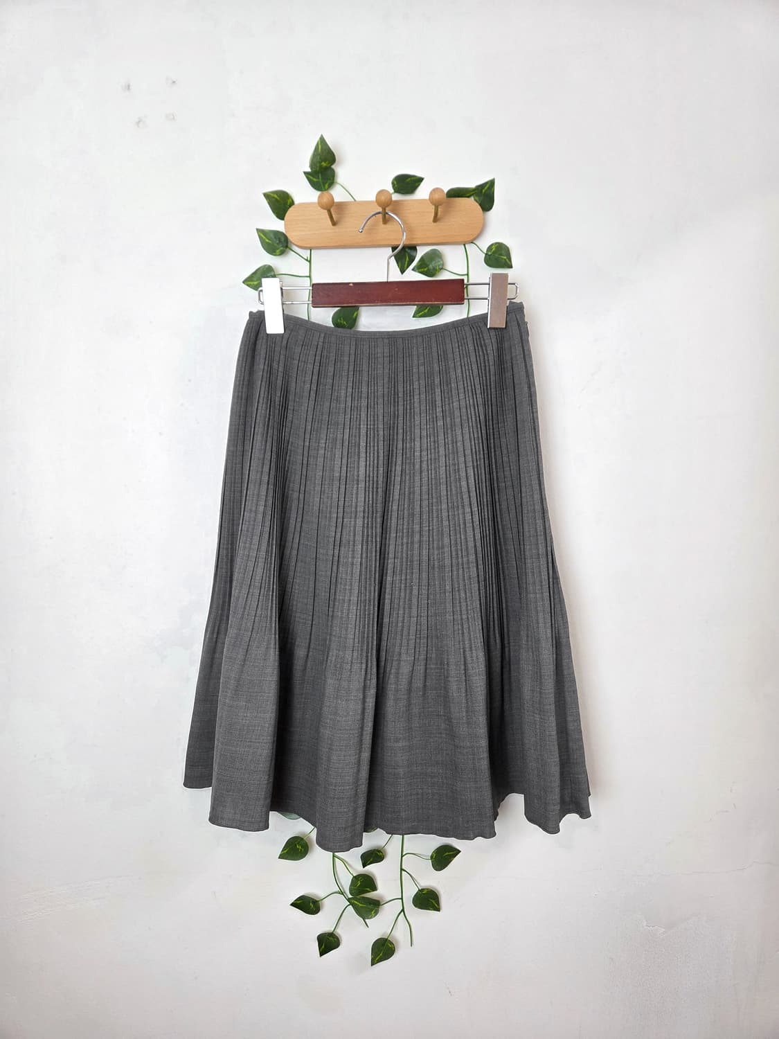 플리츠 미디 스커트 상품이미지1