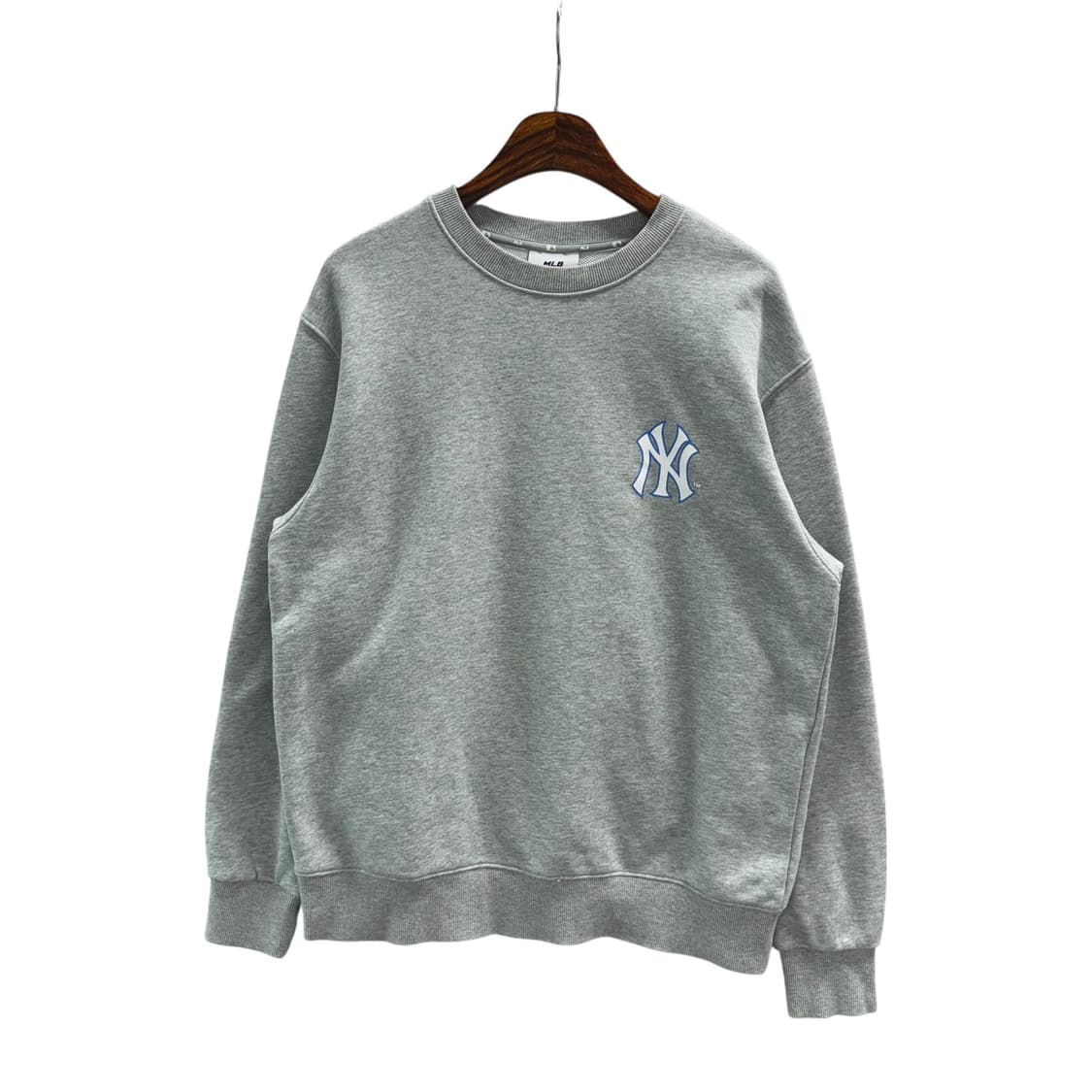 [M] MLB x 디즈니 그레이 맨투맨 상품이미지3