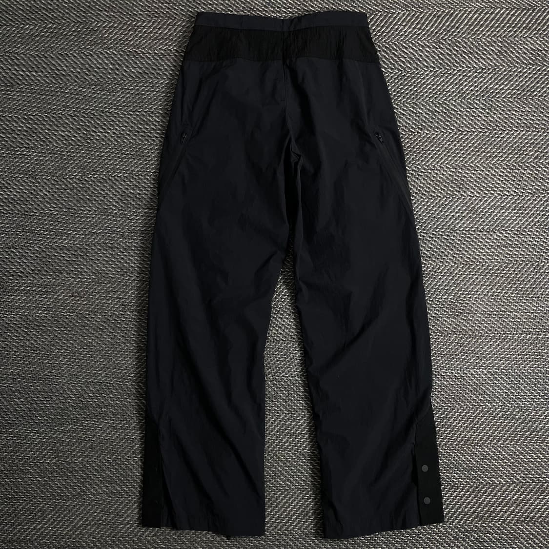 쿠어 유틸리티 지퍼플랩 디테일 팬츠 블랙y 3046 상품이미지4