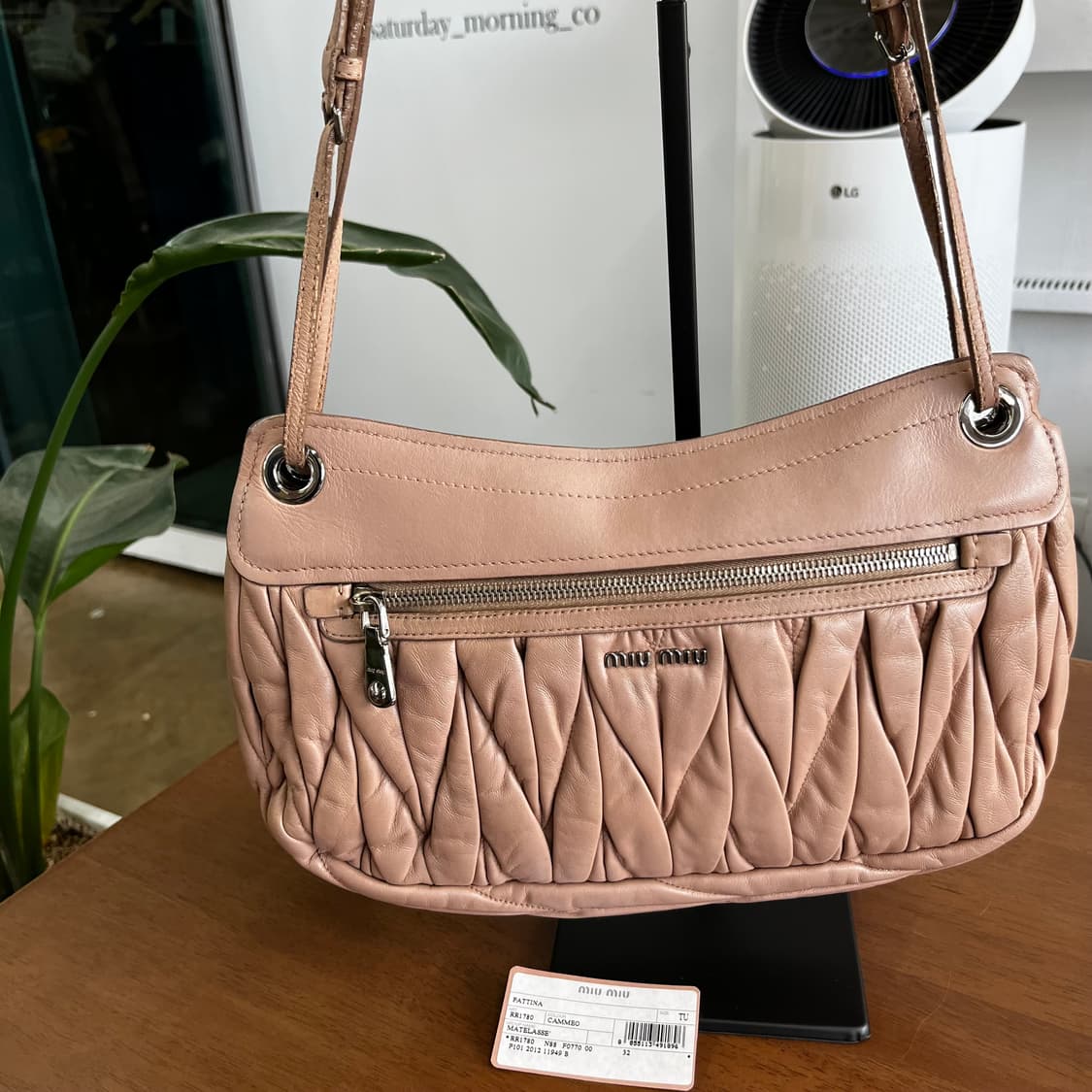 미우미우 마테라쎄 체인 숄더백 상품이미지6