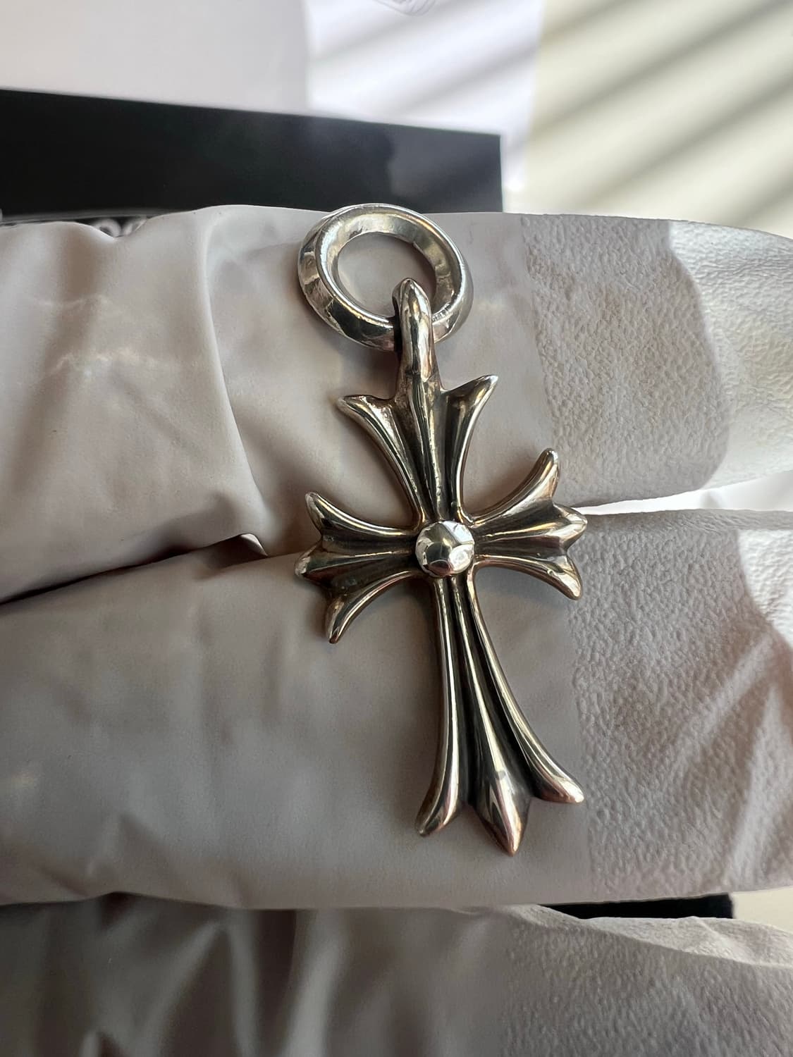 크롬하츠 타이니 크로스 펜던트 상품이미지8