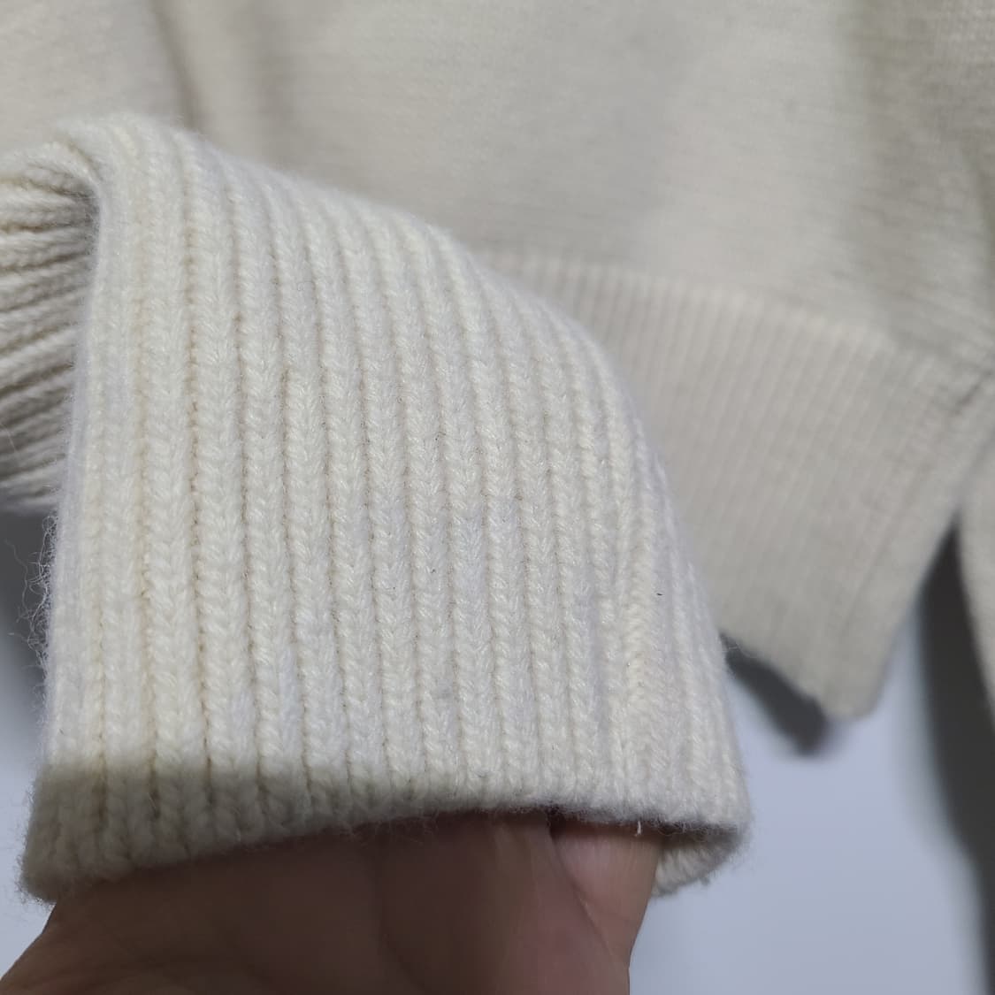 틸아이다이 울50퍼 니트 상품이미지8