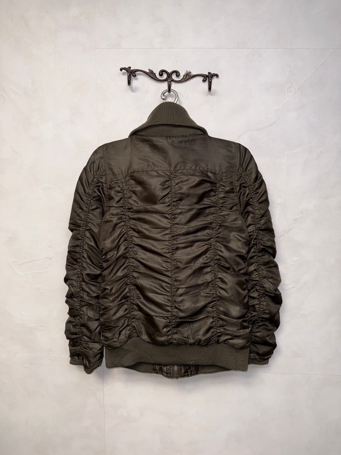 Sweet.B khaki shirring padded jumper 상품이미지3