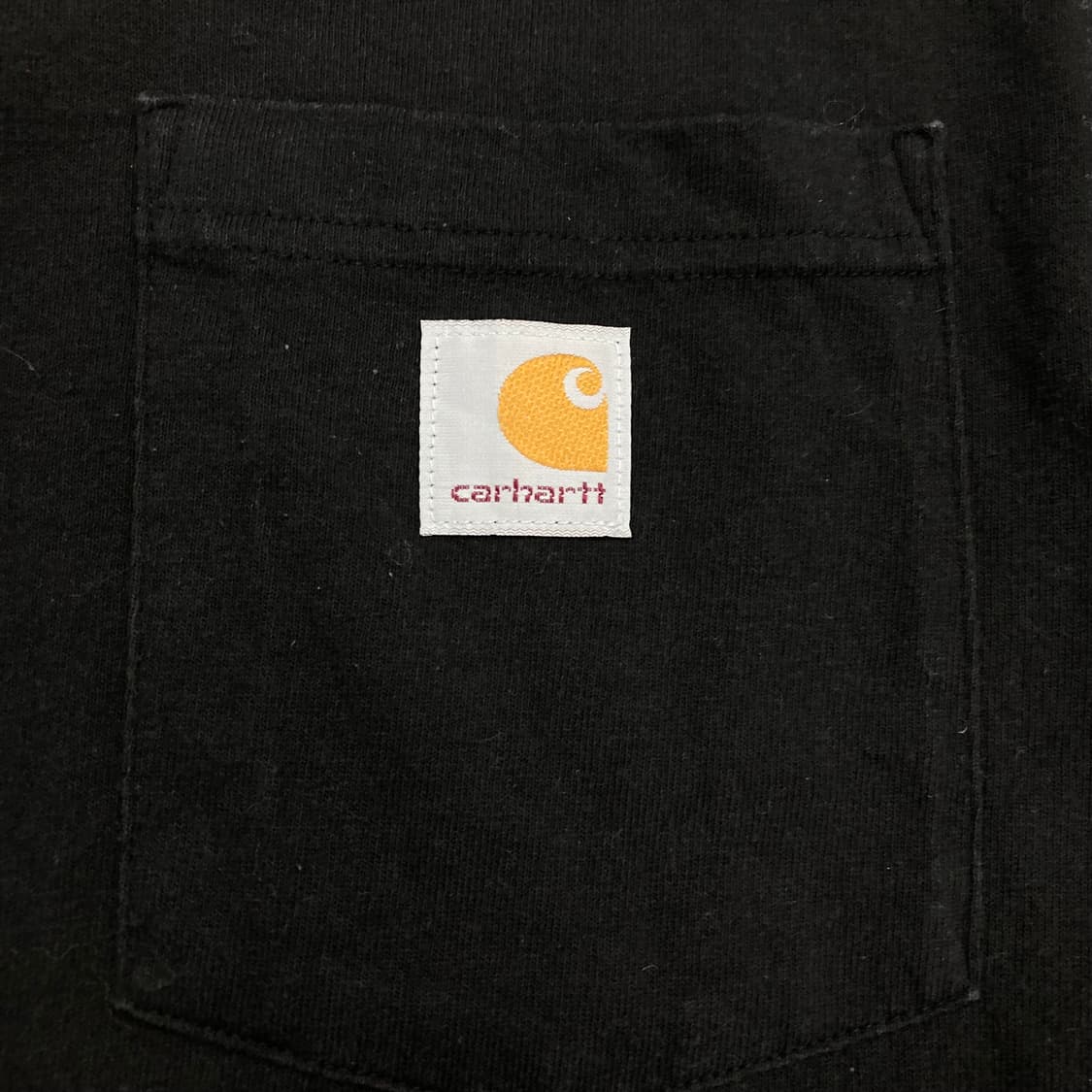칼하트 블랙 컬러 박스 로고 롱 슬리브 상품이미지2