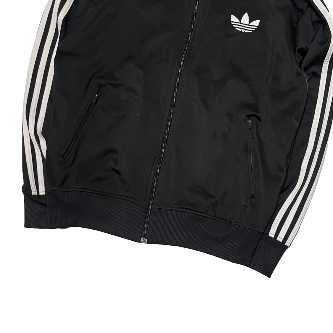 아디다스 파이어버드 트랙탑 져지 검흰 상품이미지4