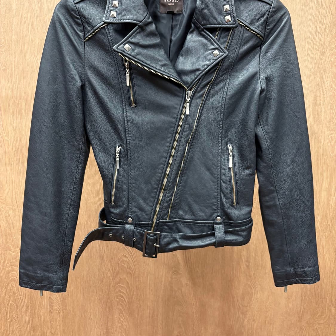 빈티지 로보 레더 자켓 밸트 포인트 숄더 견장 카라 큐빅 디테일 블랙 상품이미지5