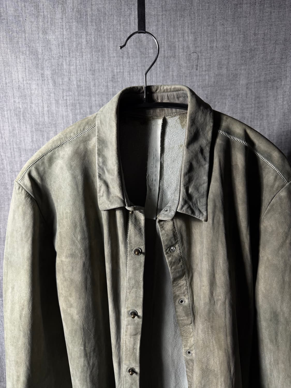 아이작셀럼 송아지가죽 레더셔츠 상품이미지5