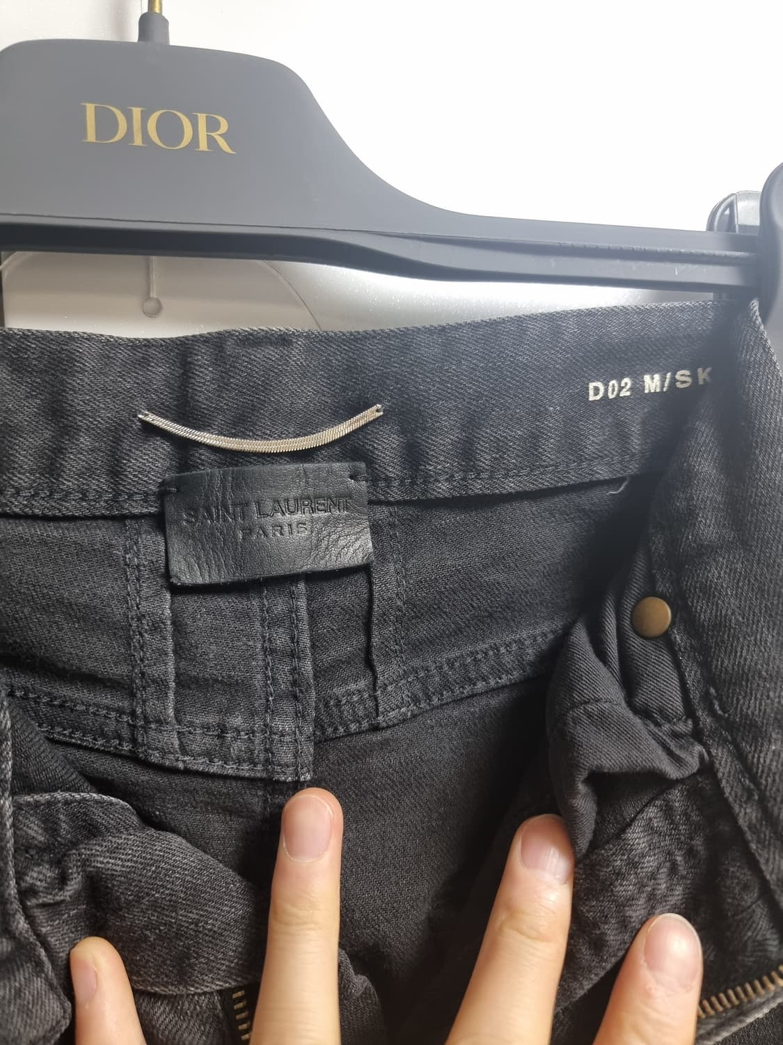 에디시즌 생로랑 무릎 디스진 무파진 블랙 상품이미지4