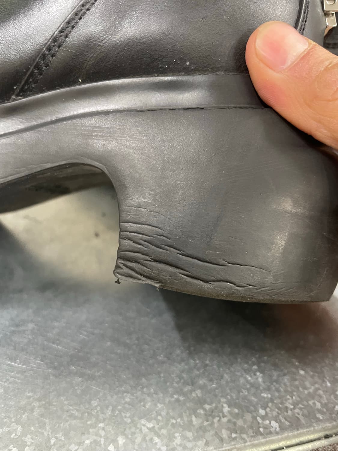 우영미 레더 첼시 부츠 230 상품이미지10