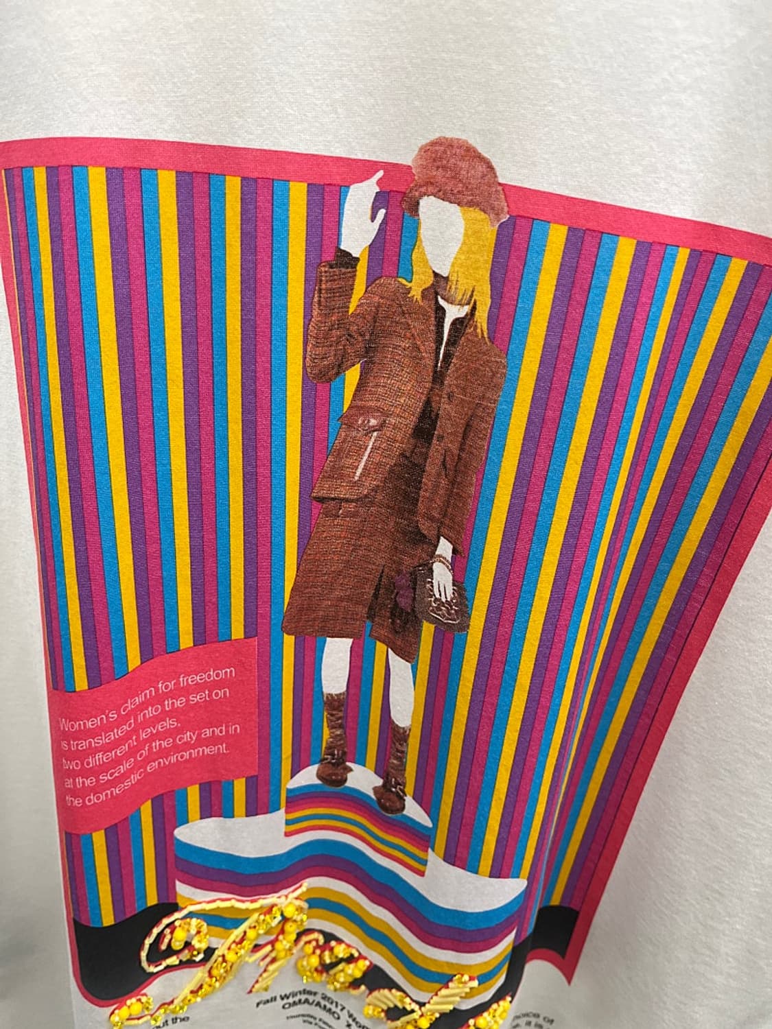 여) 프라다 프린트 반팔티  상품이미지5