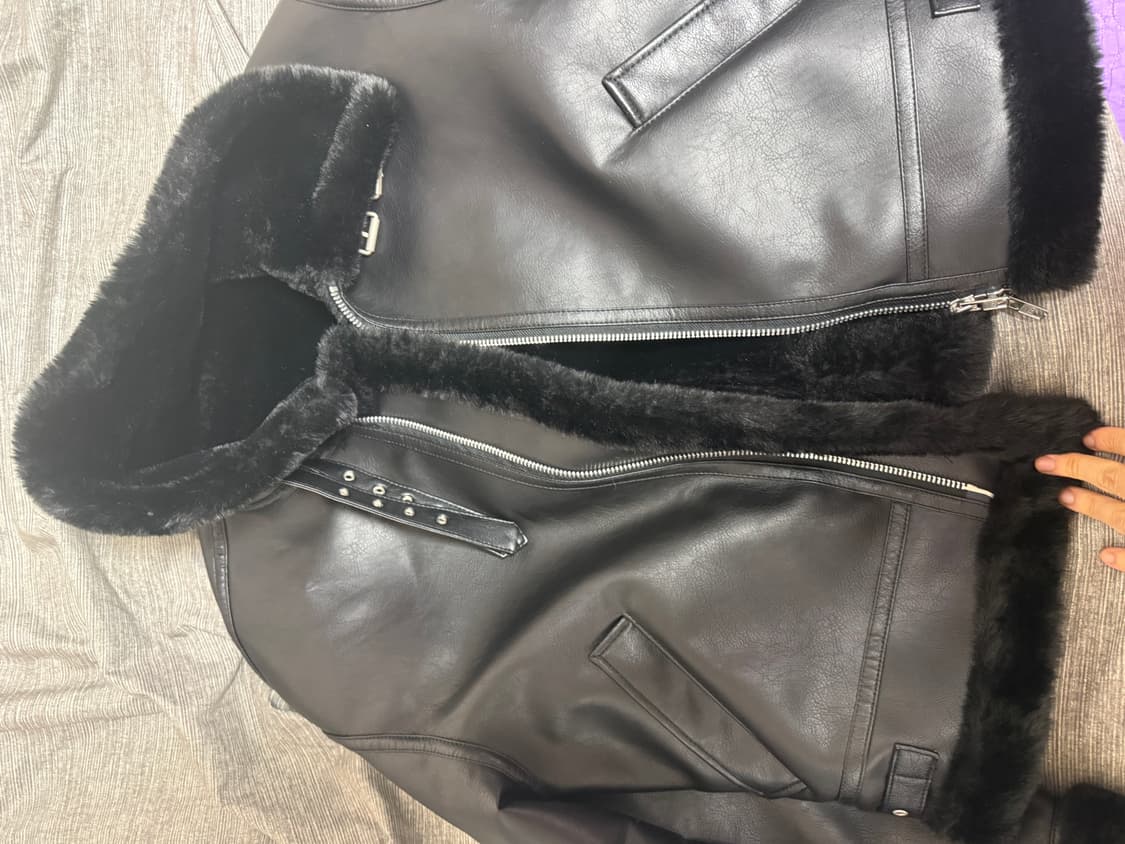 론트 무스탕 갈색 검정색 합쳐서 8만원 급처합니다 상품이미지3