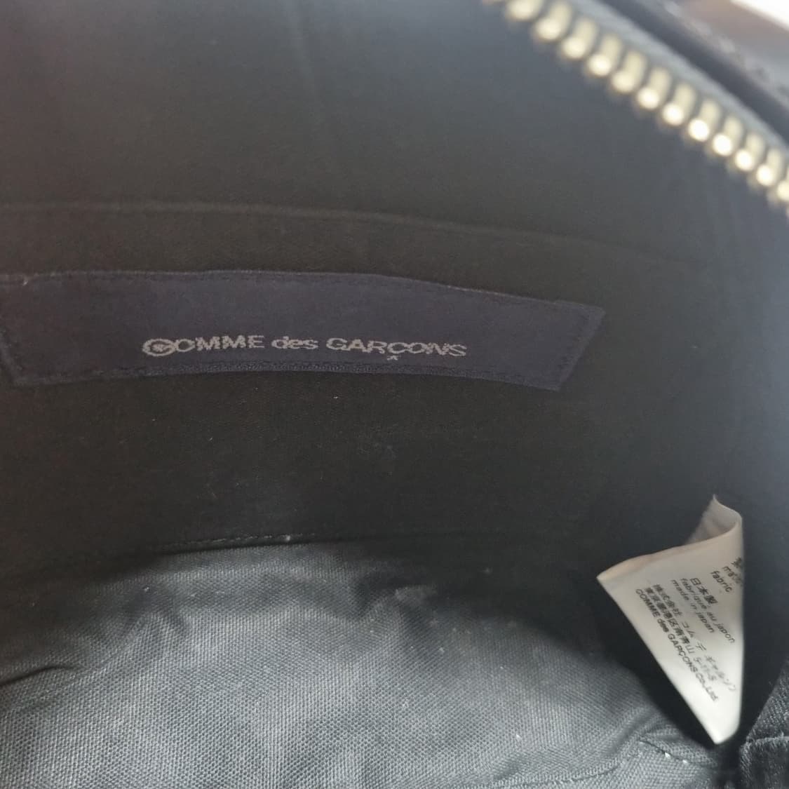 꼼데가르송 아오야마 라운드1호 상품이미지9