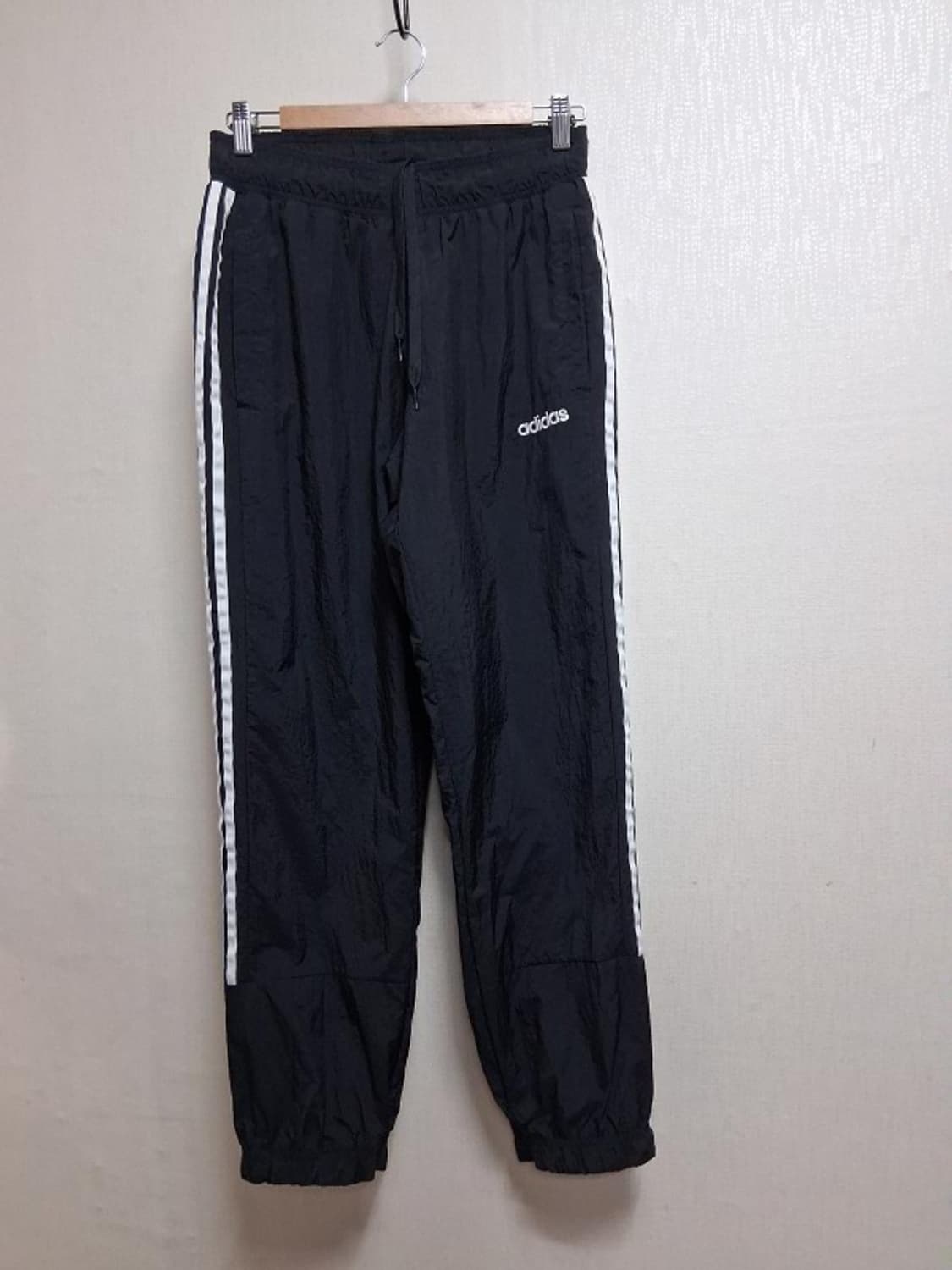 일본판 아디다스 검정 바람막이 트랙팬츠 안감유 여성 28까지 표기L
 상품이미지1