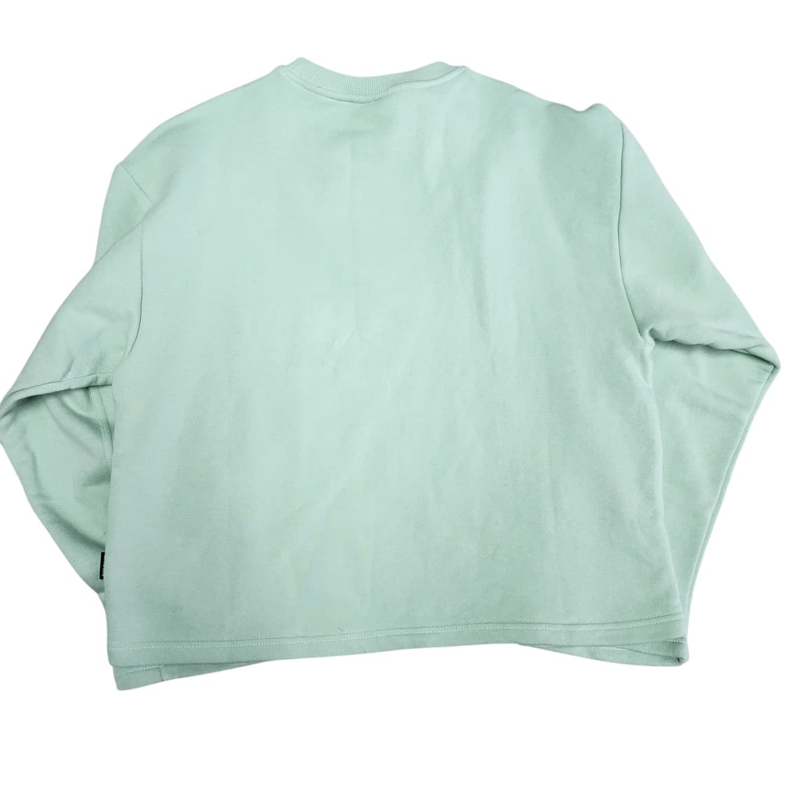 로멘틱크라운 맨투맨 상품이미지3