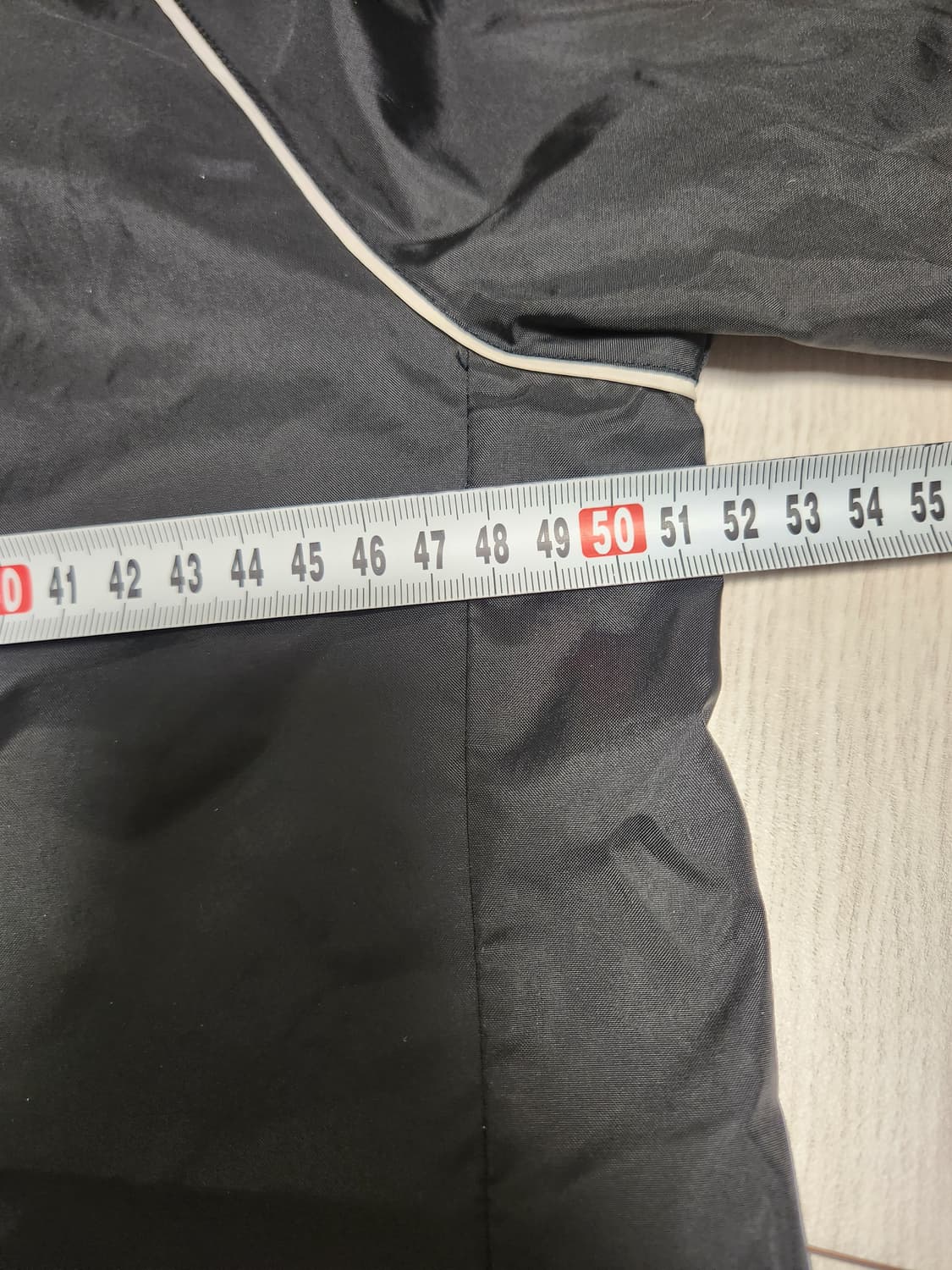 새상품급)아디다스 코어18 레인 우븐 바람막이 자켓 사이즈M

여러 중고 상품이미지6