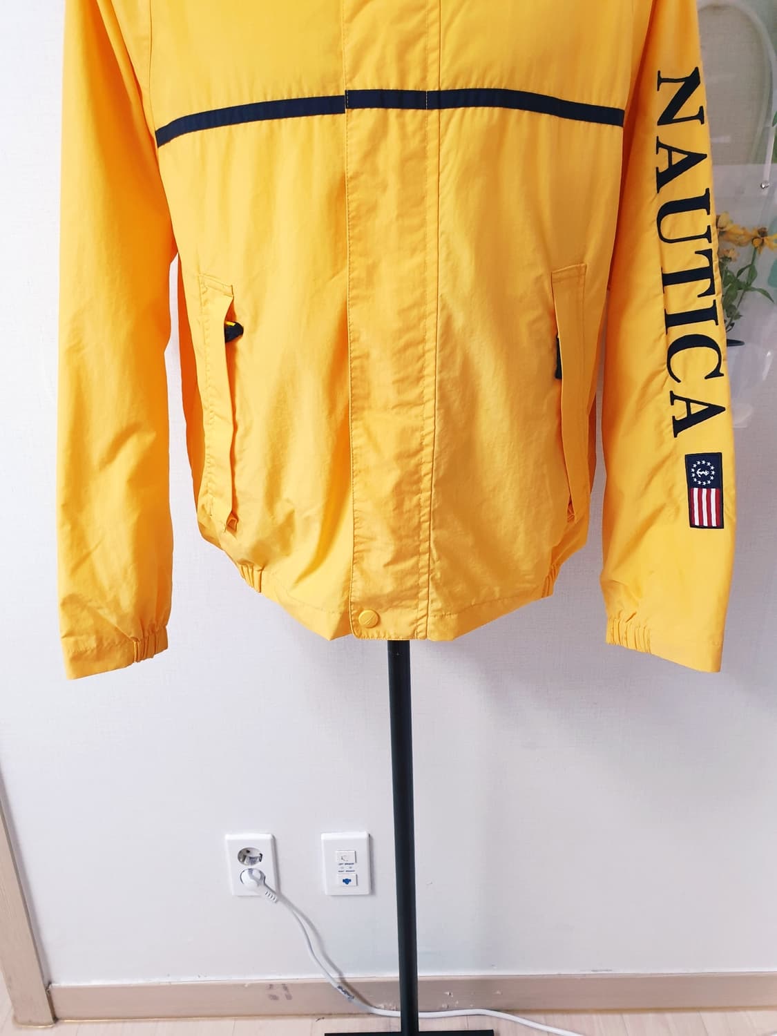 노티카 올드스쿨 거의새거 남성바람막이 오버핏 100 옐로우 상품이미지3