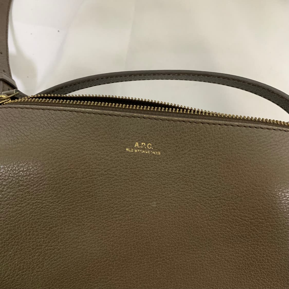 A.P.C 아페쎄 하프문 미니 크로스백 모카베이지 빈티지 여성 가방 상품이미지6