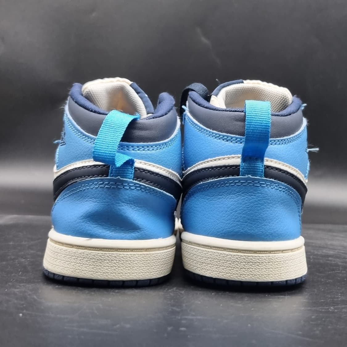 나이키 에어조던1 레트로 아동하이탑220 상품이미지4