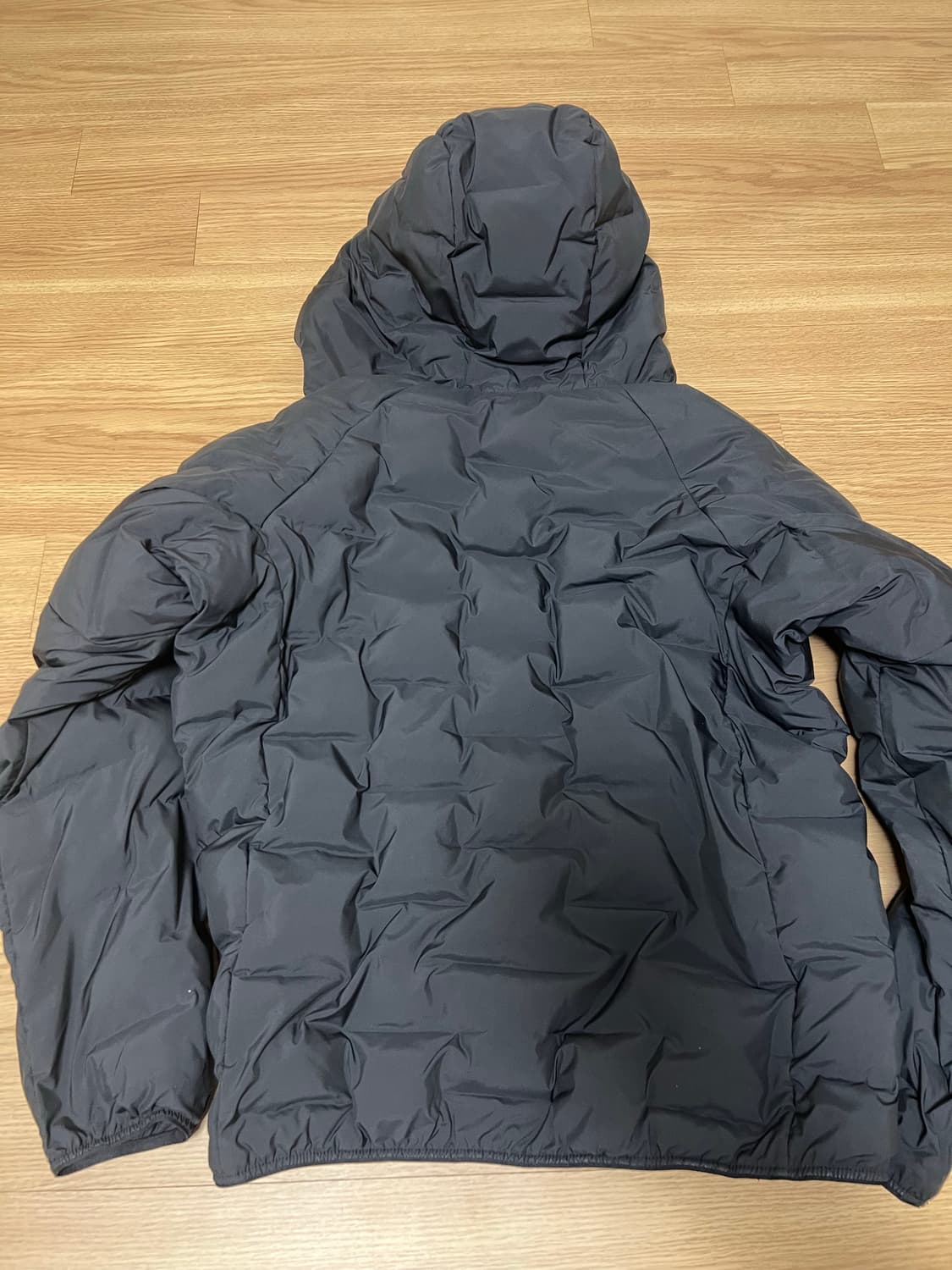 유니클로 경량패딩 S 상품이미지5