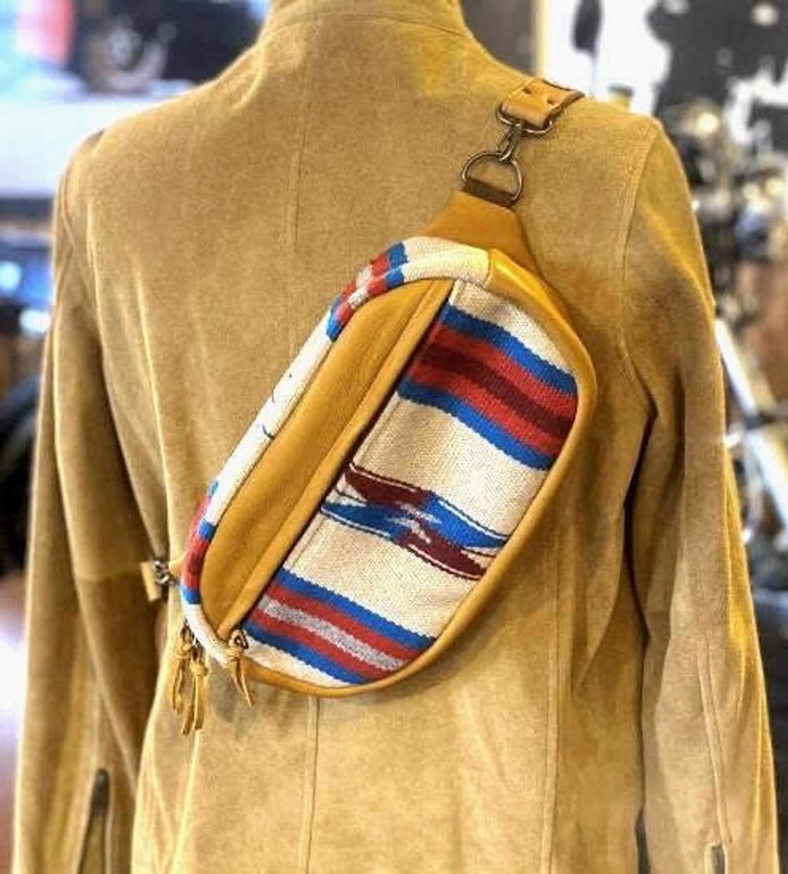 ortega's 오르테가 사슴가죽 숄더백  상품이미지6