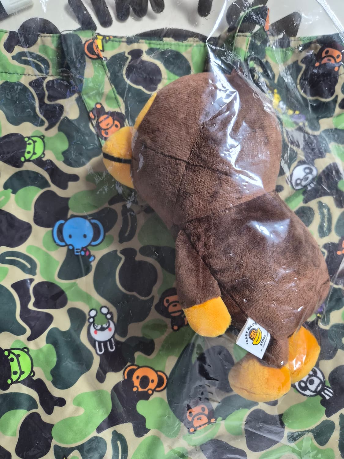 베이프 정품 베이비 마일로 플러시돌 리사이클 토트백 상품이미지4