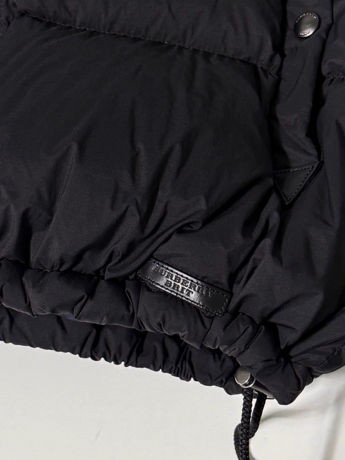 버버리 루즈핏 베스포드 체크라이닝 구스다운 푸퍼 패딩 상품이미지5