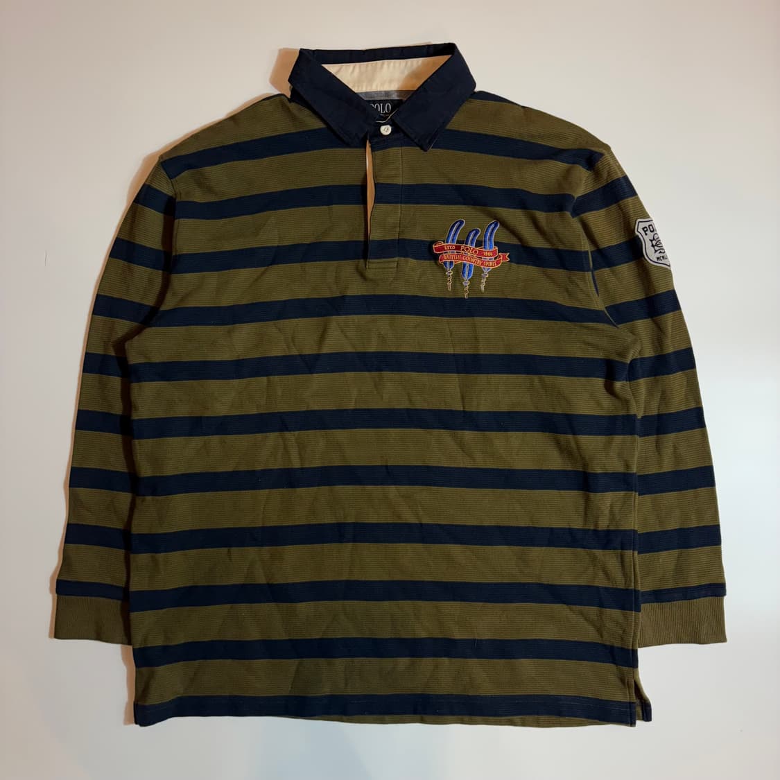 폴로 랄프로렌 깃털 자수 스트라이프 럭비 카라티 상품이미지1