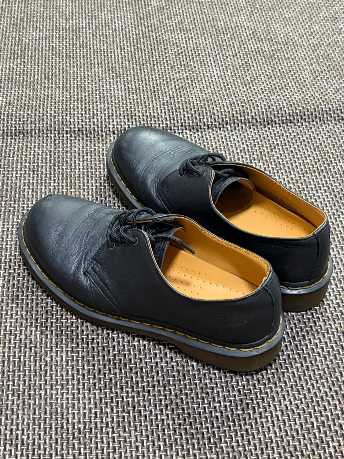닥터마틴 1461 3홀 UK7(260 size) 상품이미지2