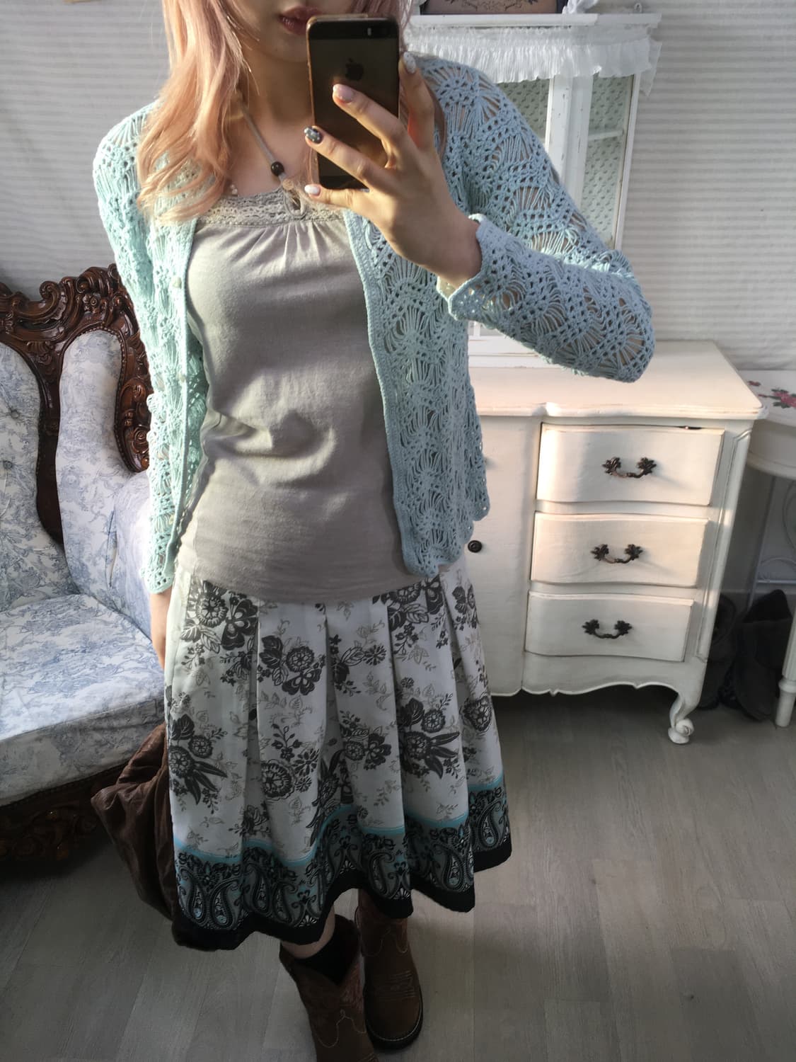 Set)페일블루 크로셰 뜨개 가디건 + 모리 홀터 나시 상품이미지3