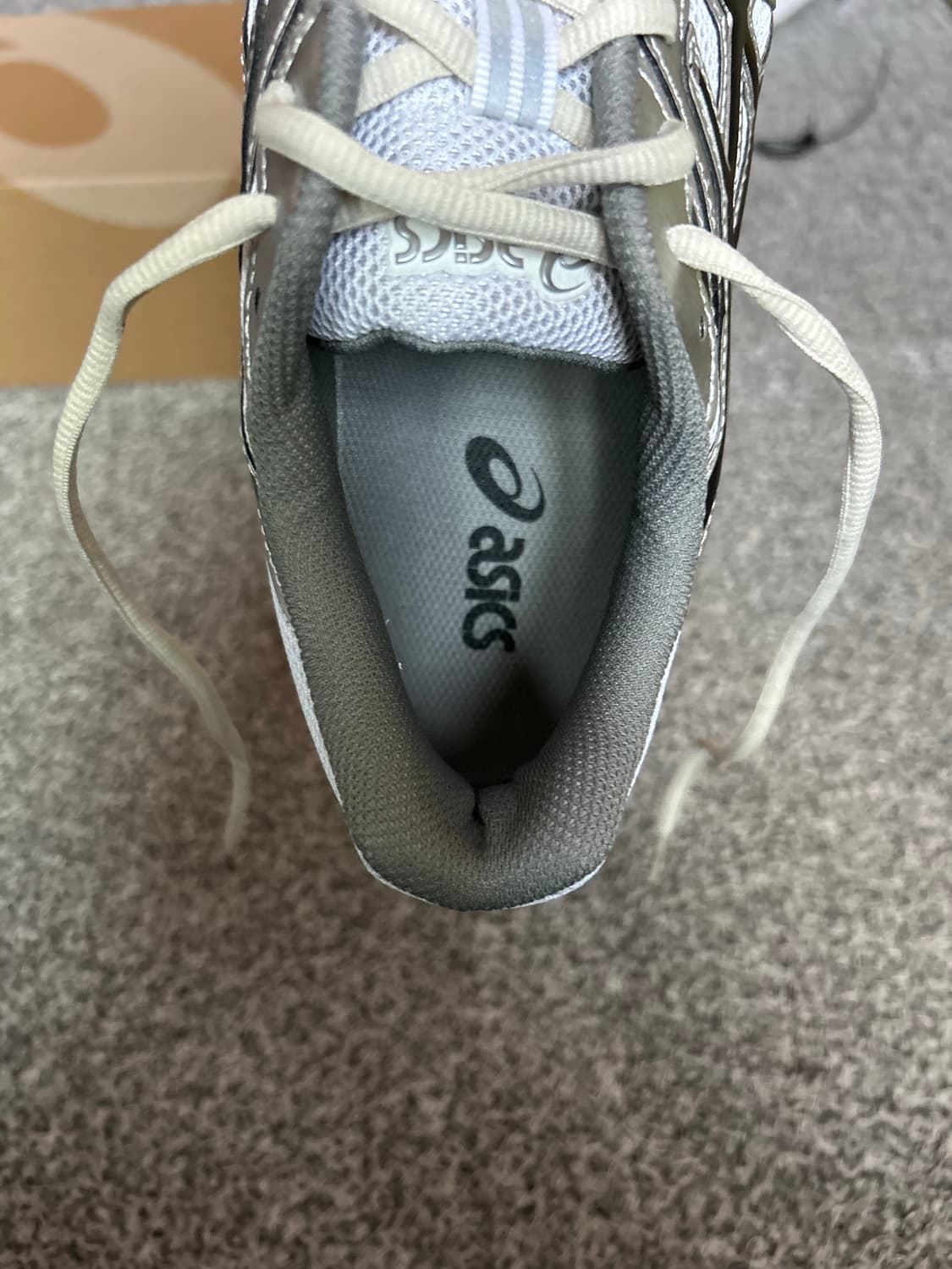 [1회착/풀박스] 아식스 조그100S 265 화이트 블랙 새상품급 상품이미지8