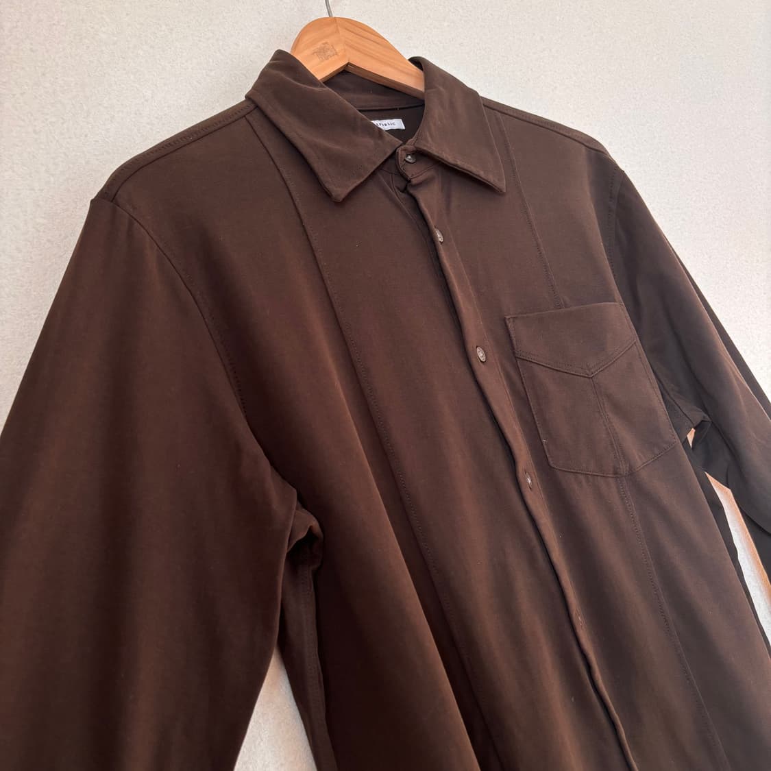바나나 리퍼블릭 M 100 솔리드 브라운 셔츠 변색 하자 상품이미지6